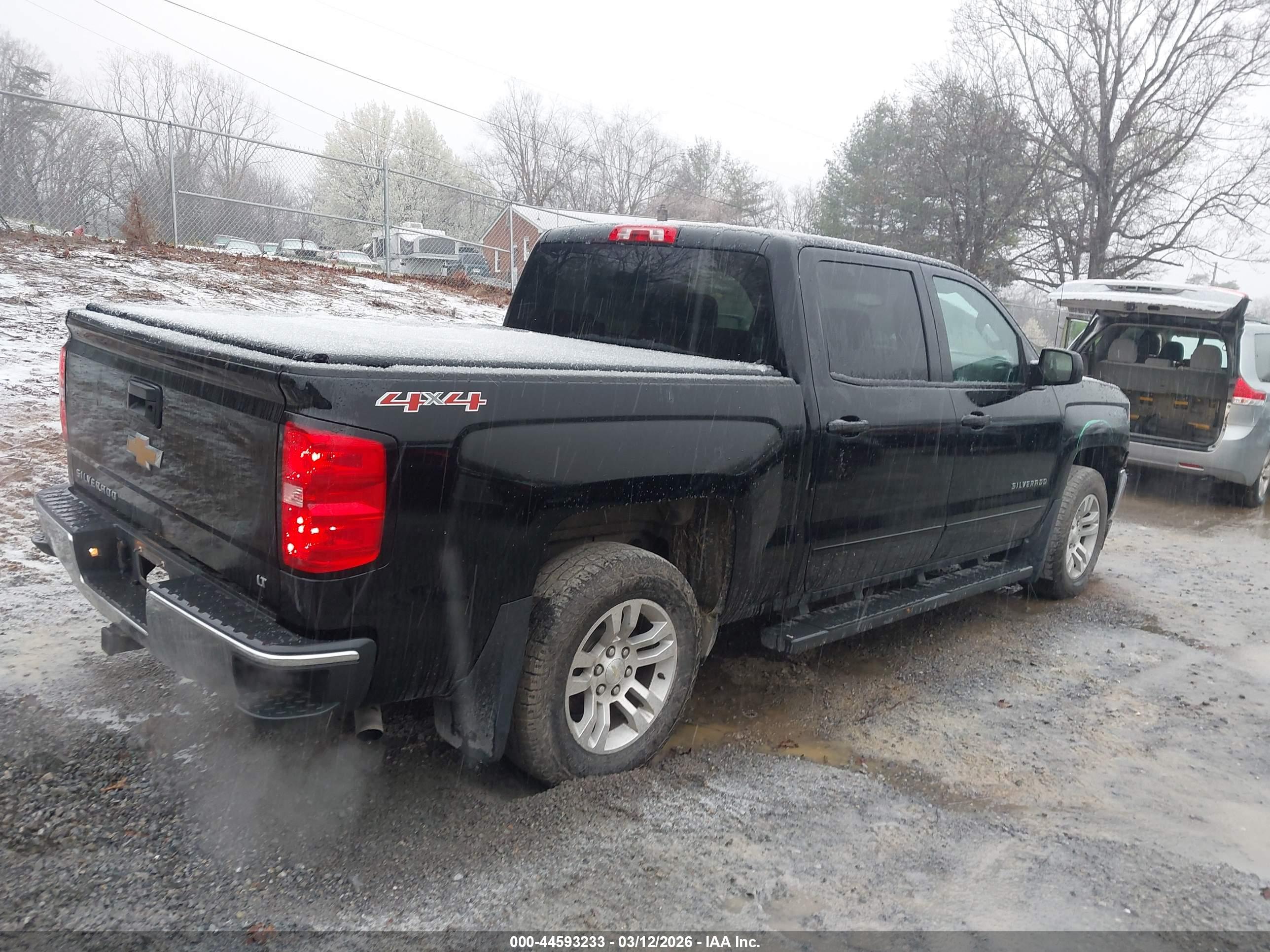 CHEVROLET SILVERADO image 4