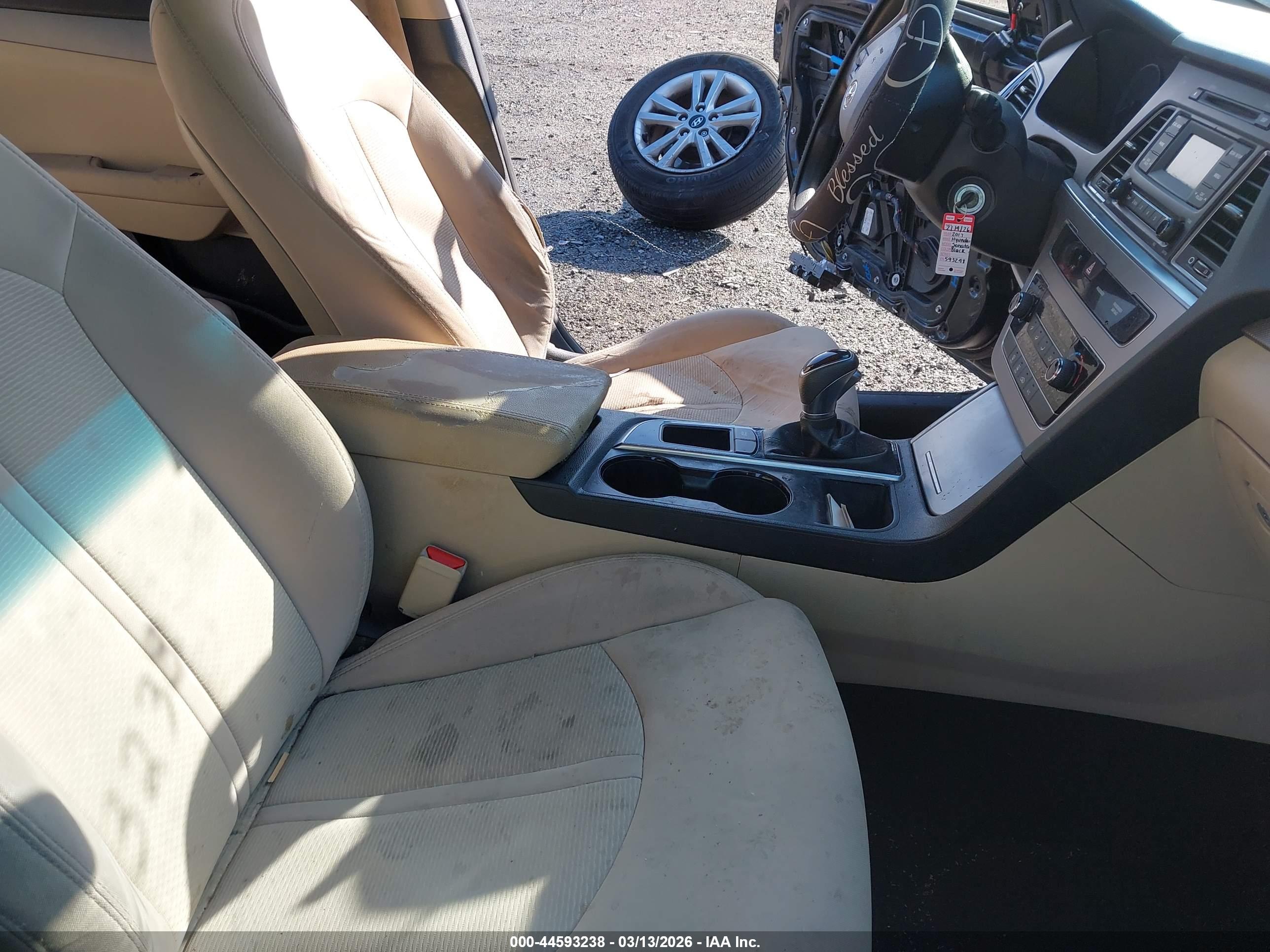HYUNDAI SONATA image 5