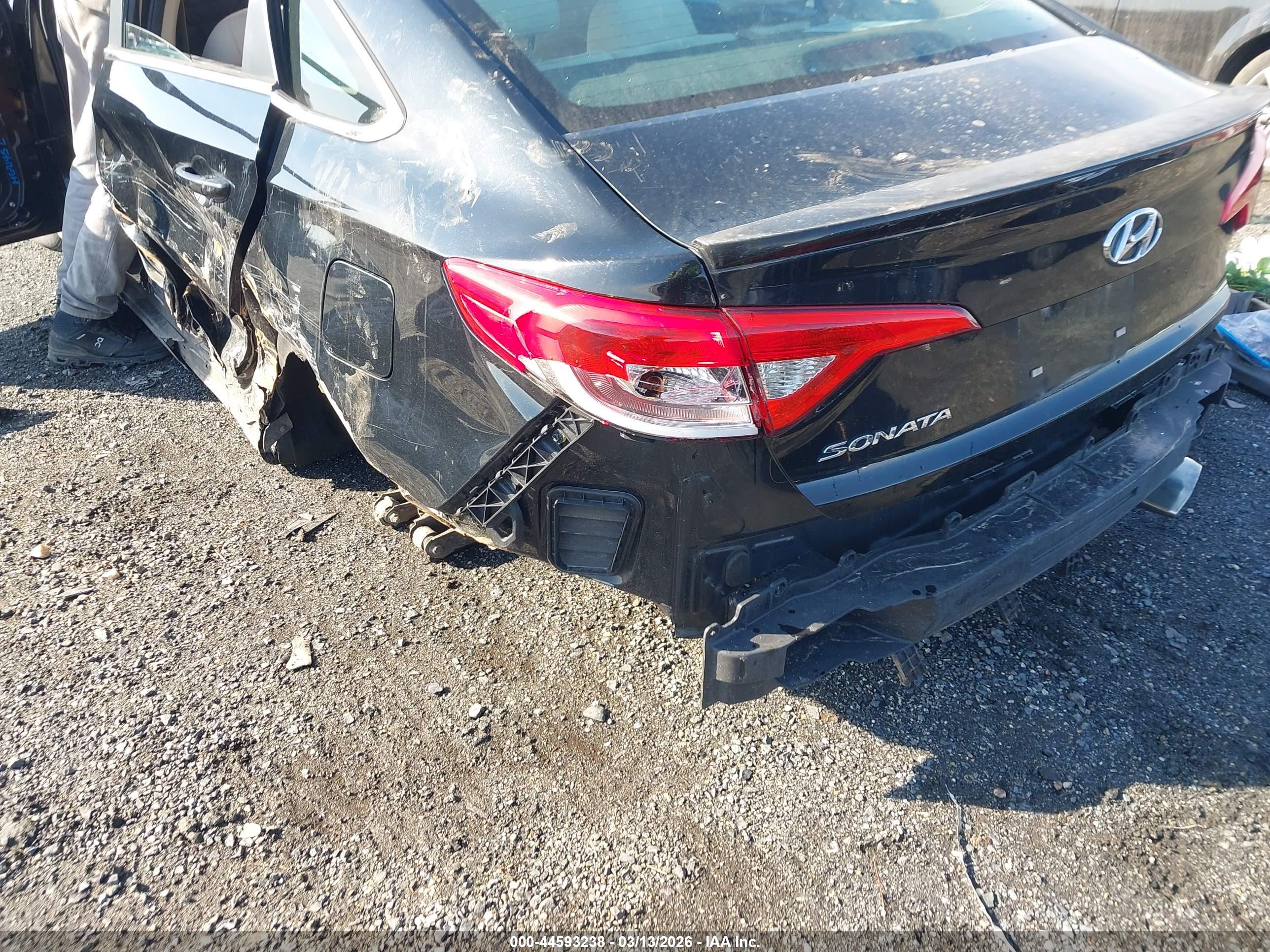 HYUNDAI SONATA image 6