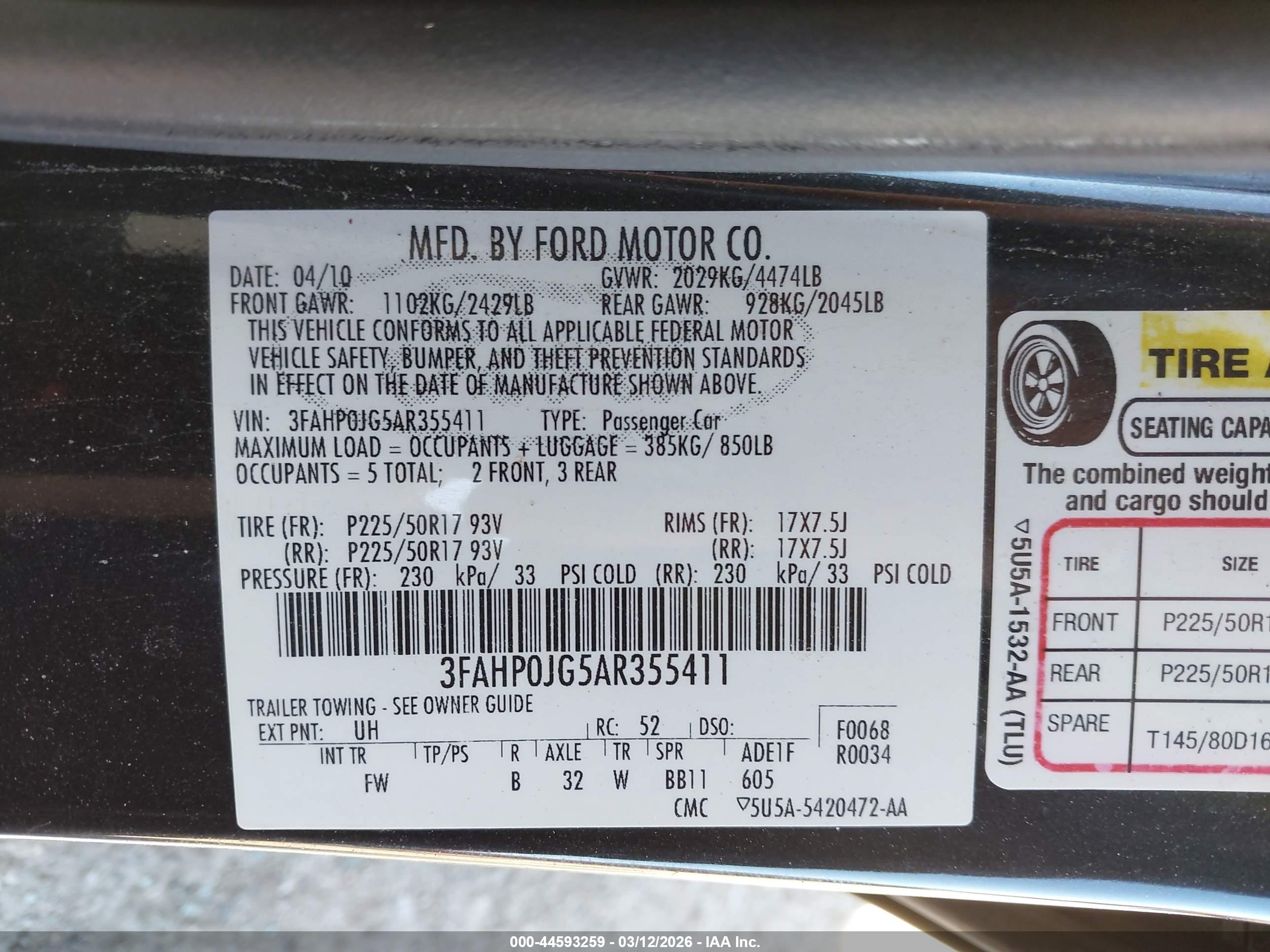 FORD FUSION image 9