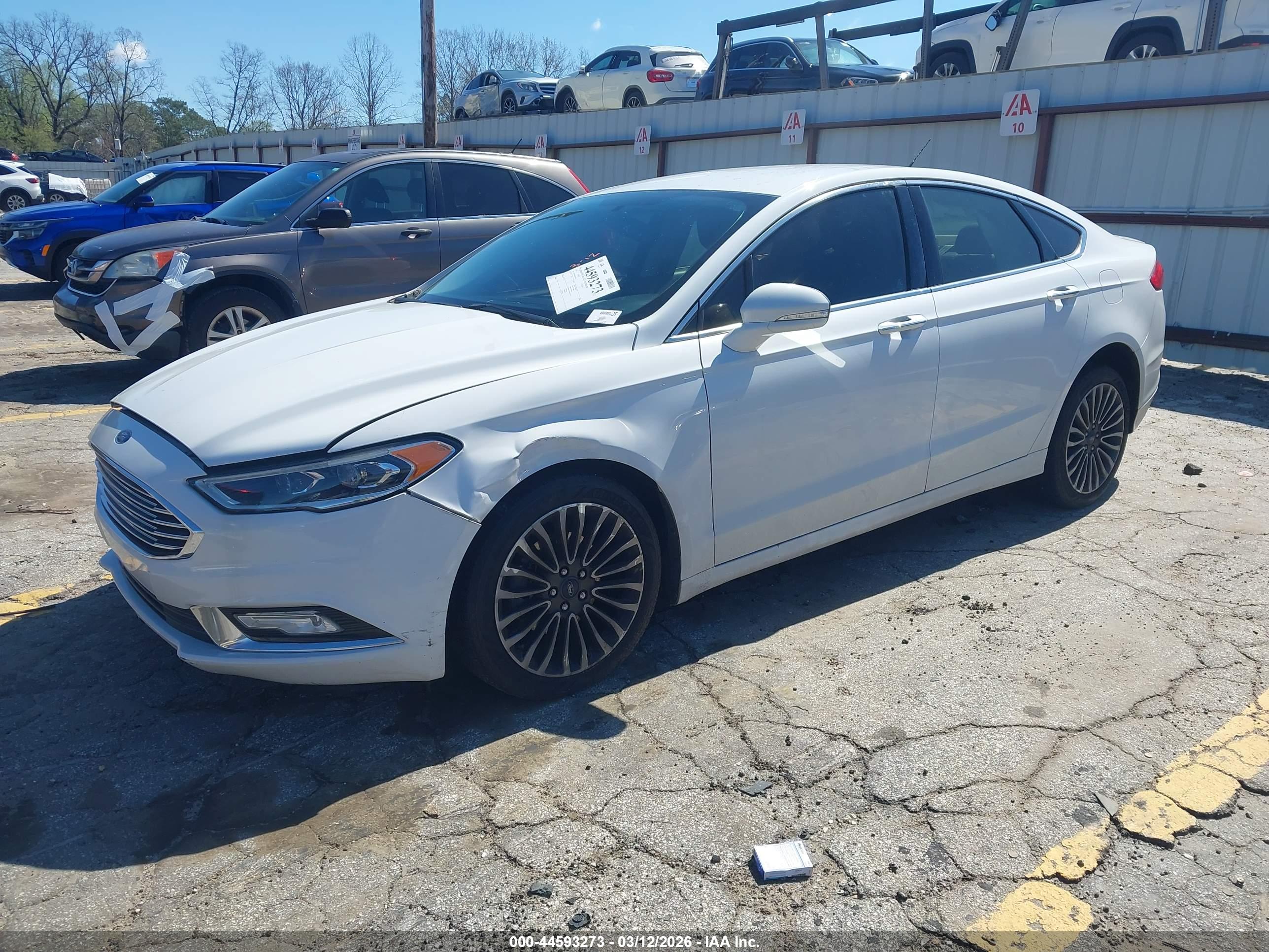 FORD FUSION image 2