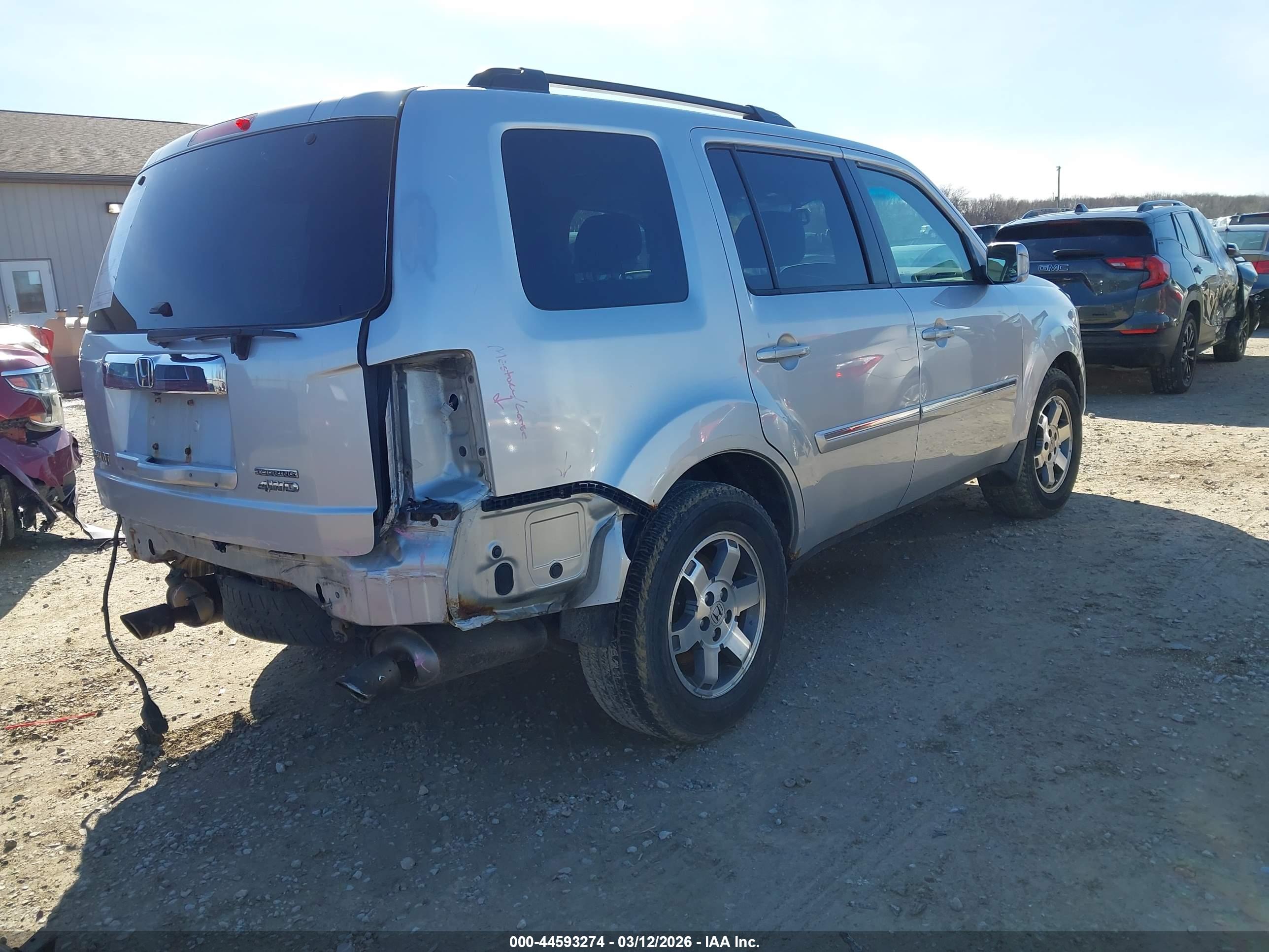HONDA PILOT image 4