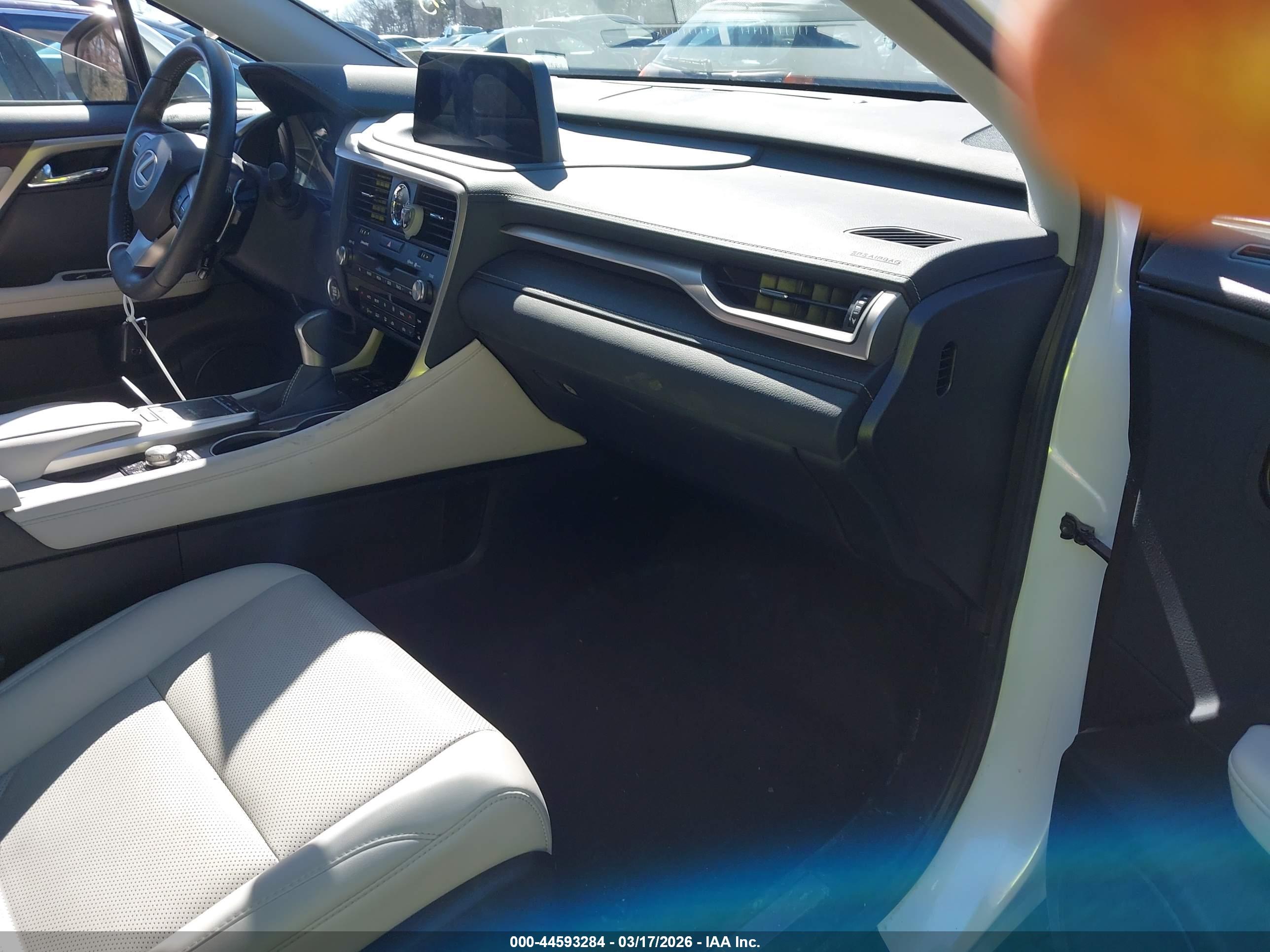 LEXUS RX image 5