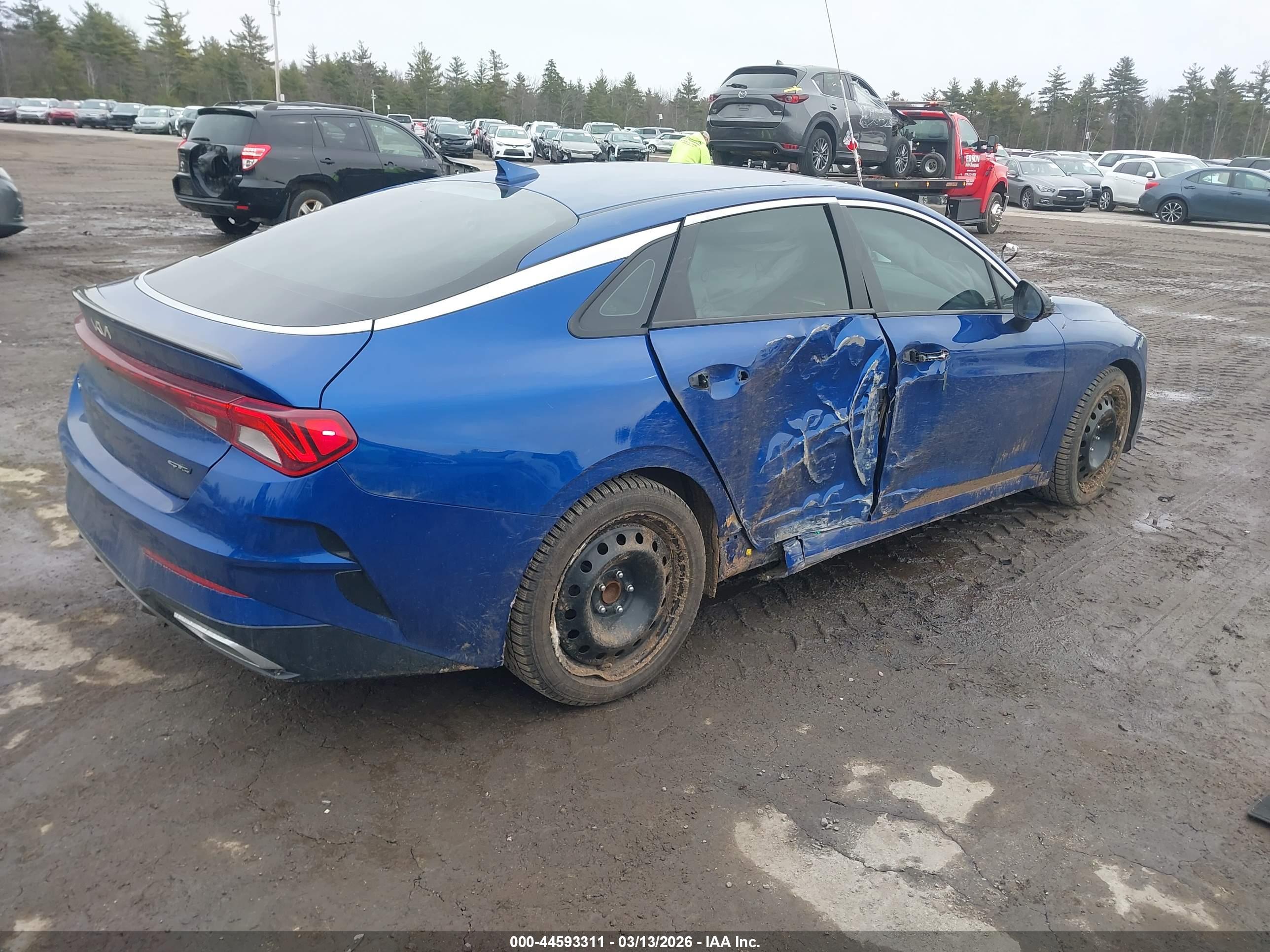 KIA K5 image 4
