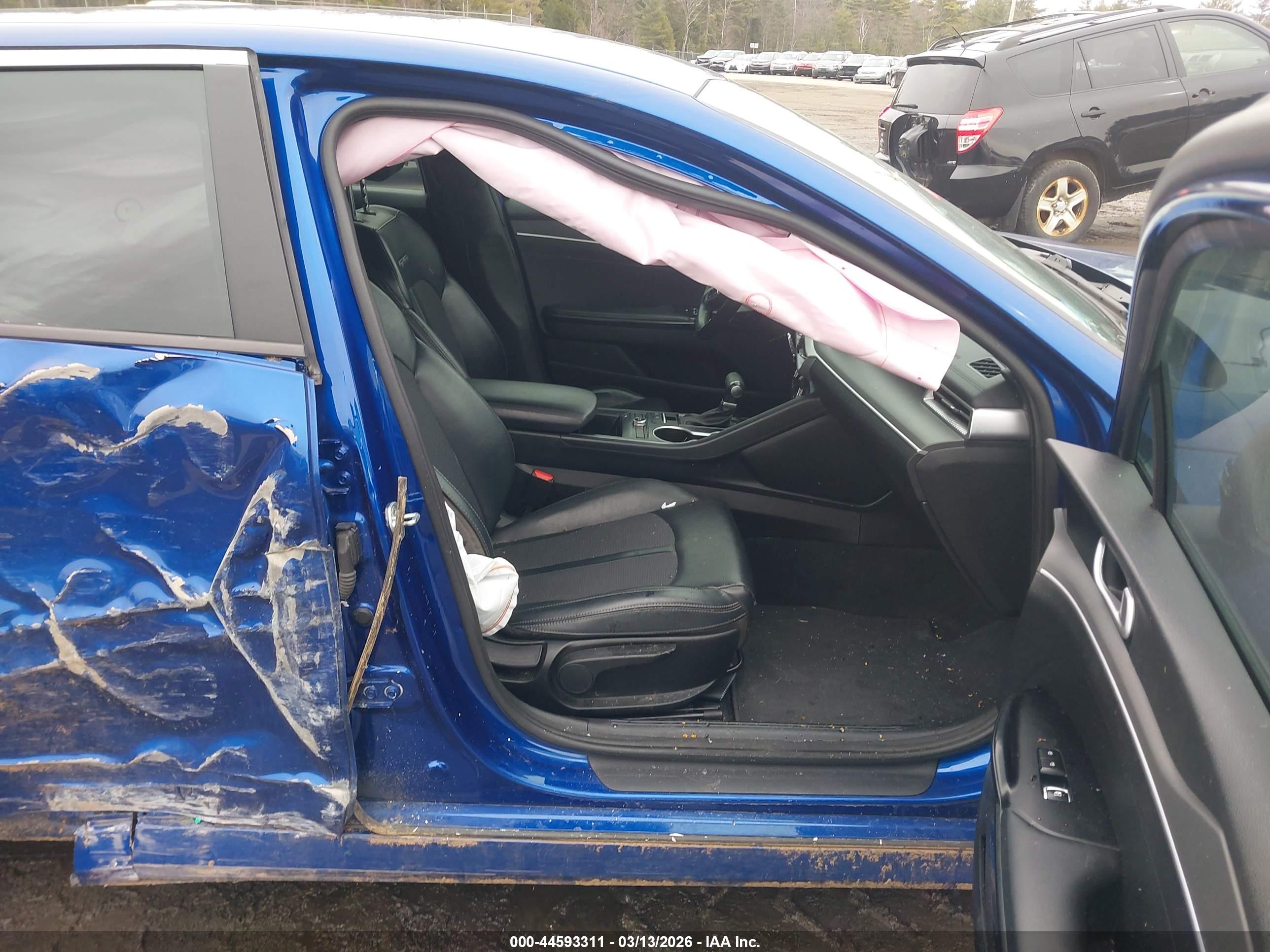 KIA K5 image 5