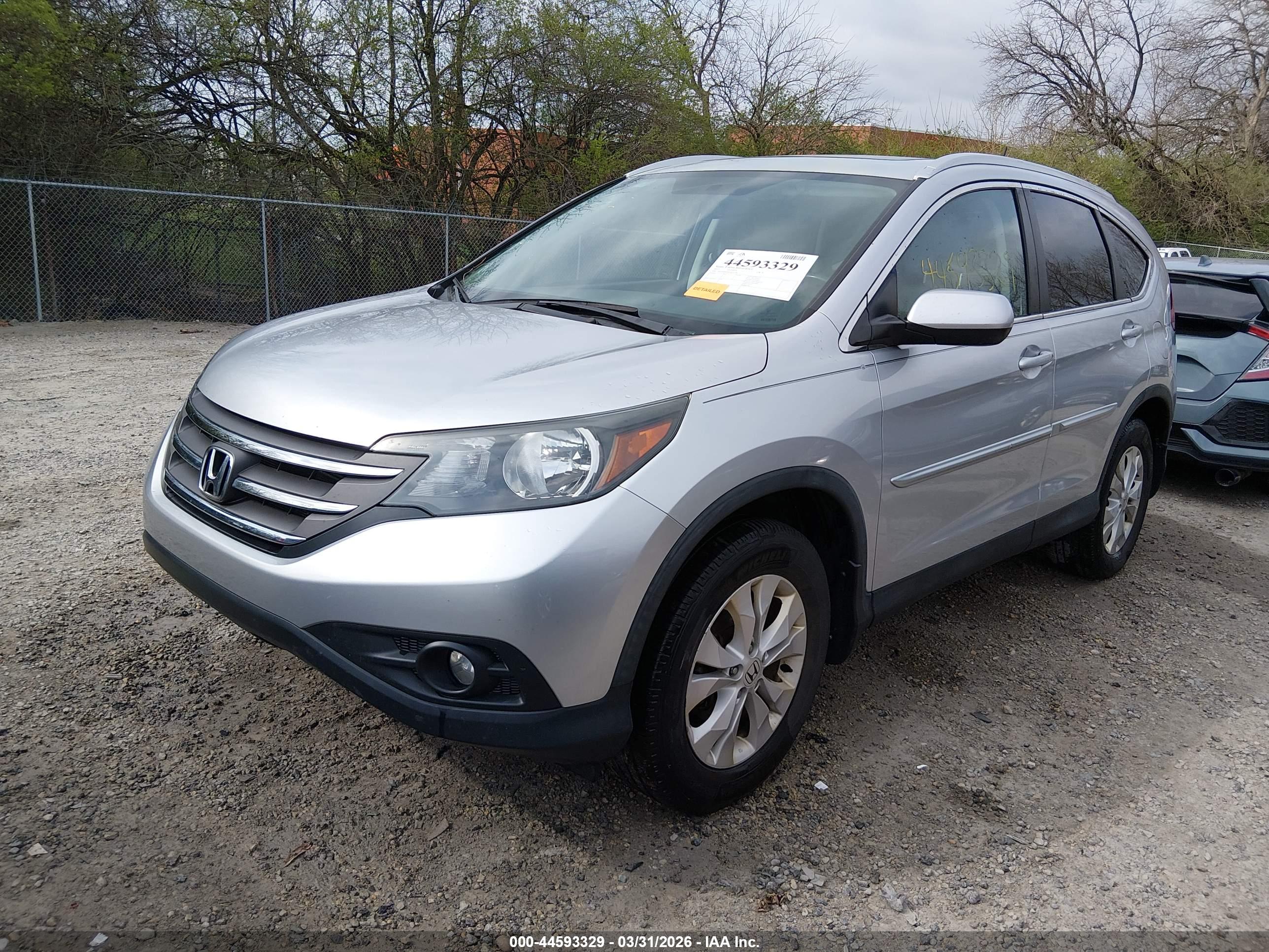 HONDA CR-V image 2