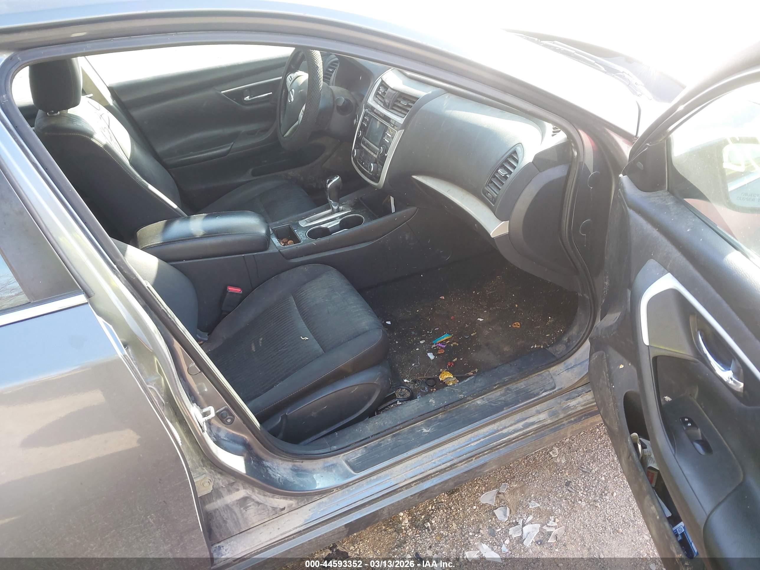 NISSAN ALTIMA image 5