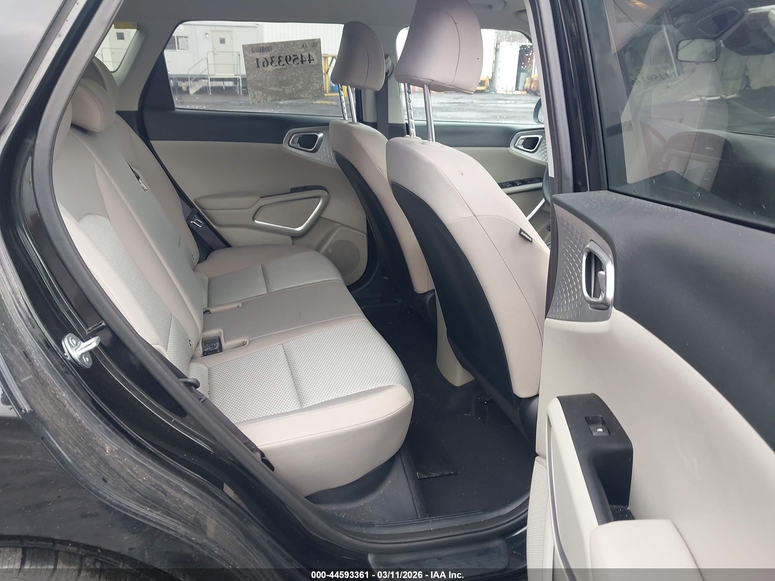 KIA SOUL image 8