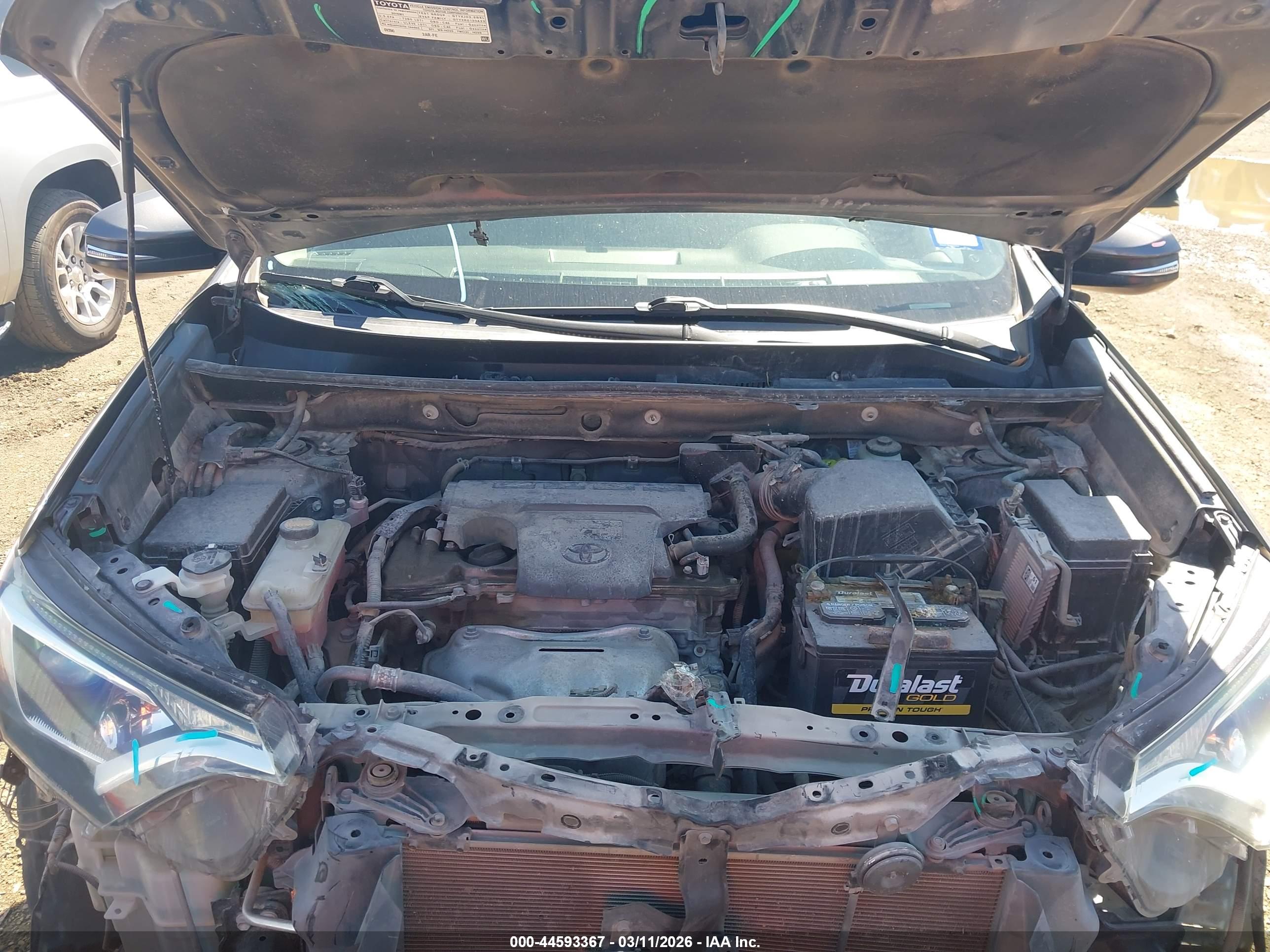 TOYOTA RAV4 image 10