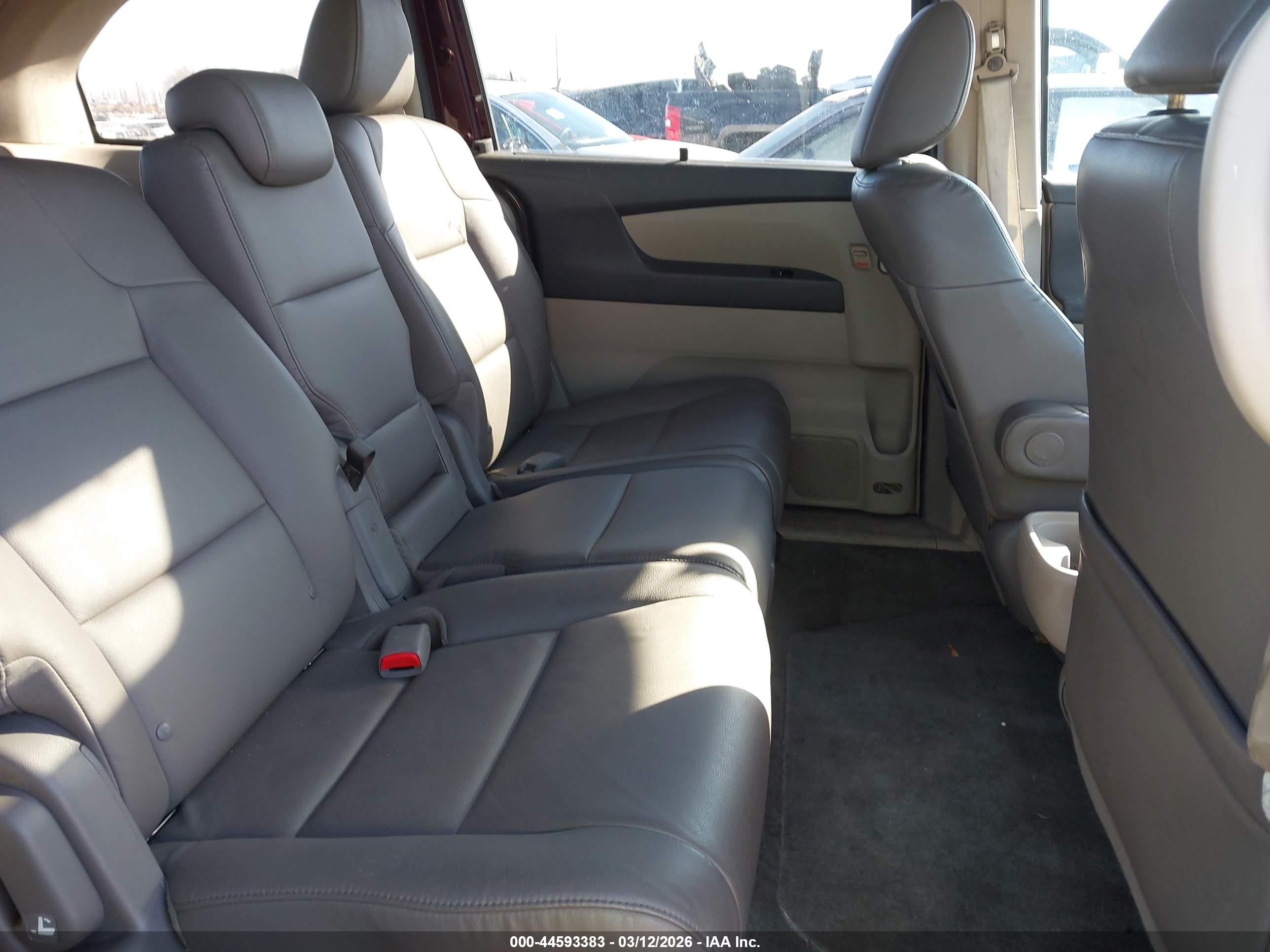 HONDA ODYSSEY image 8