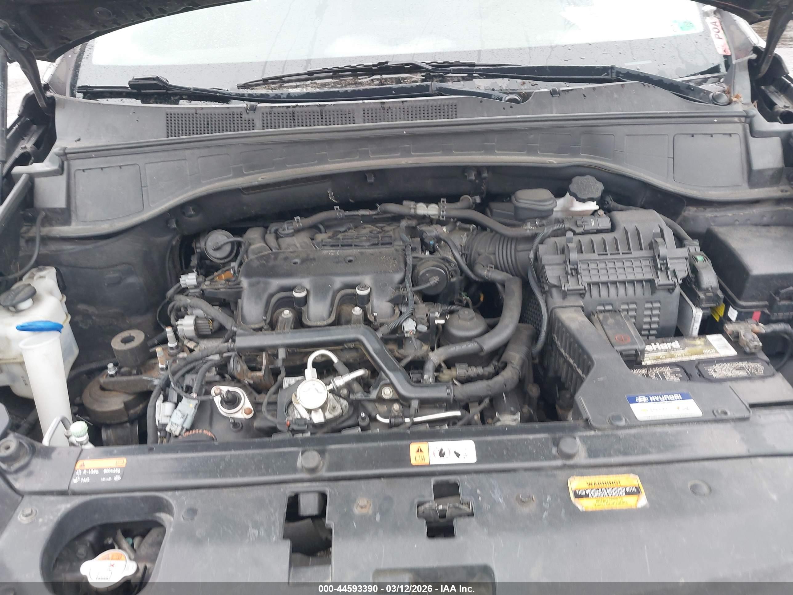 HYUNDAI SANTA image 10