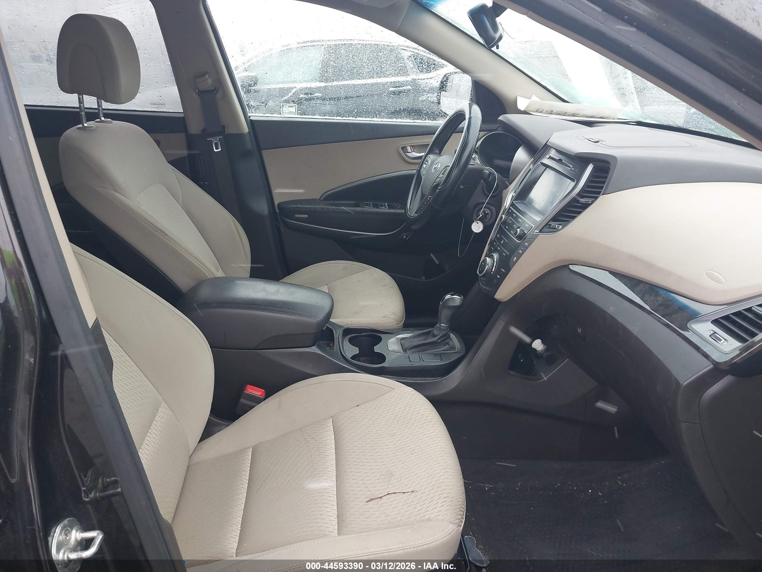 HYUNDAI SANTA image 5
