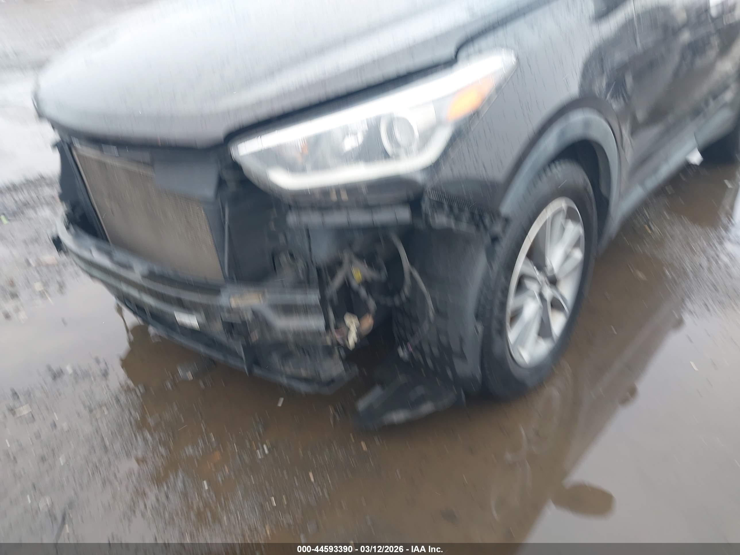 HYUNDAI SANTA image 6