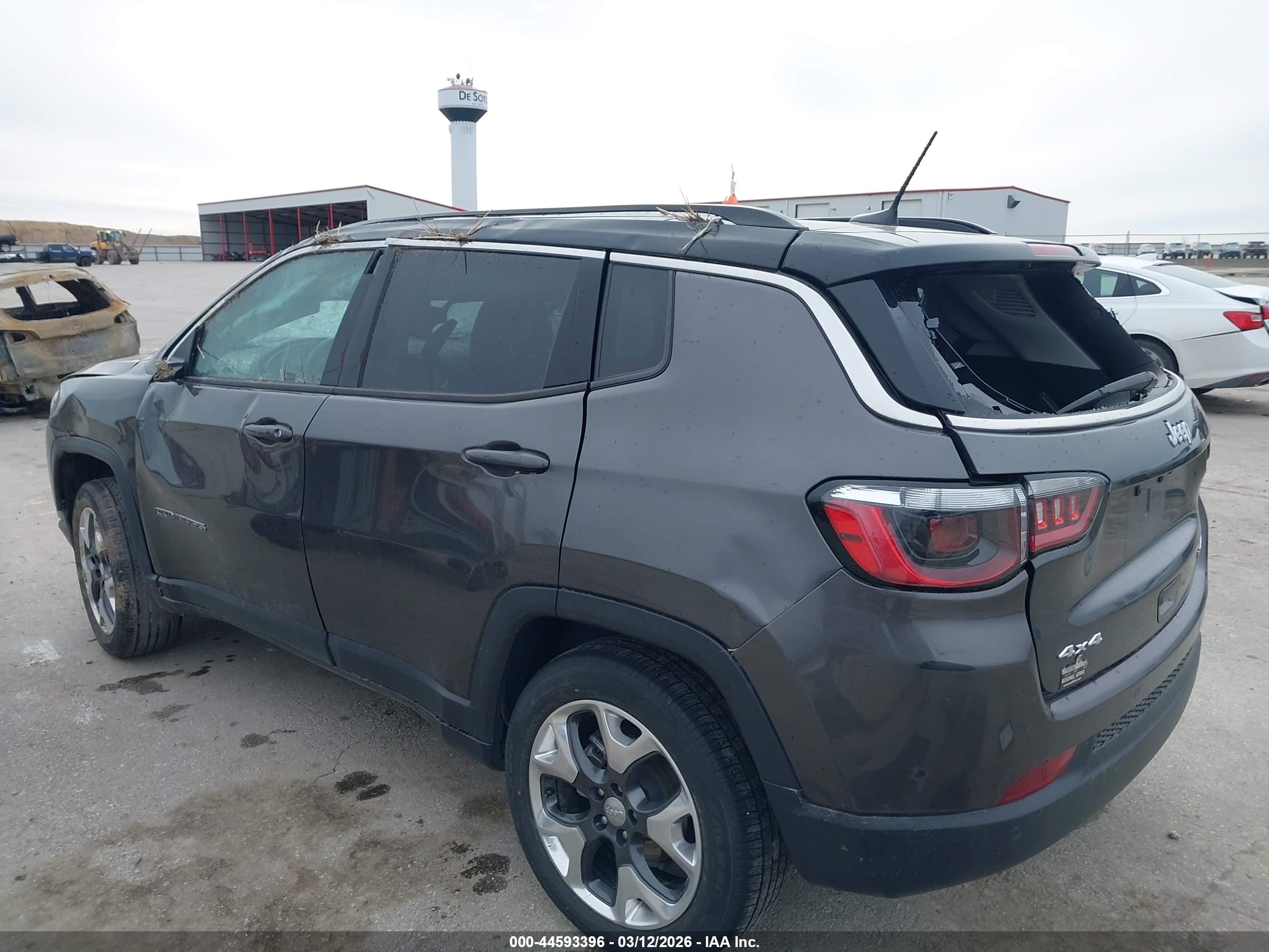 JEEP COMPASS image 3