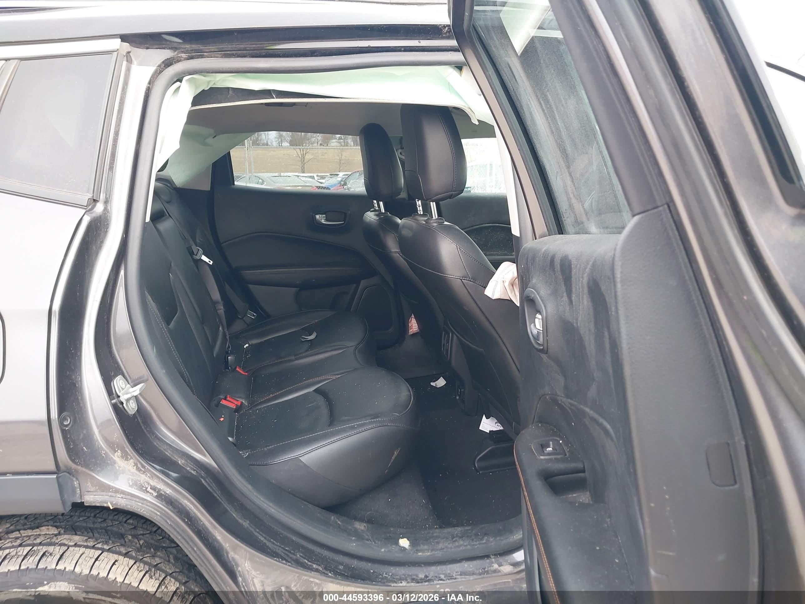JEEP COMPASS image 8