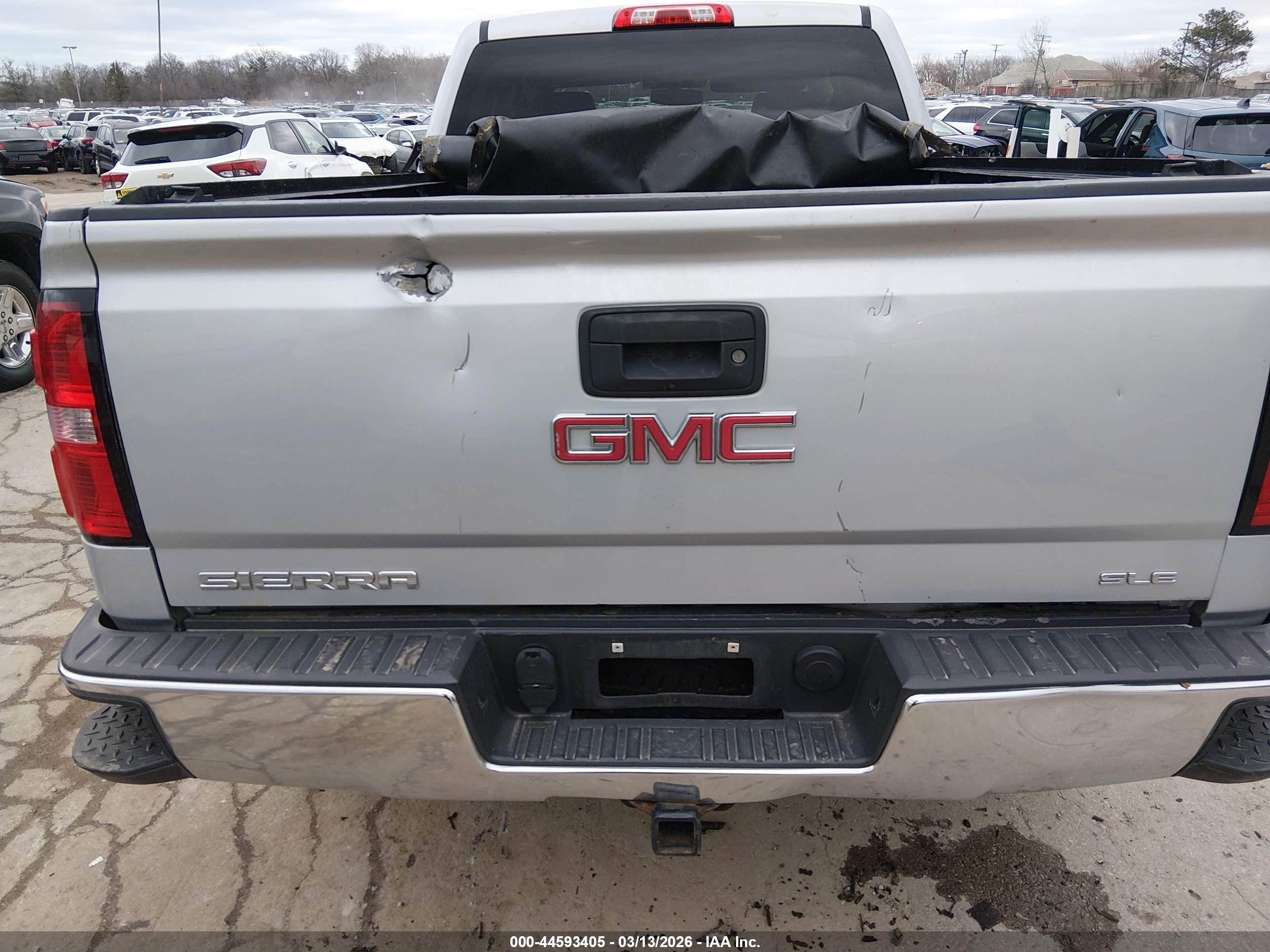 GMC SIERRA image 6