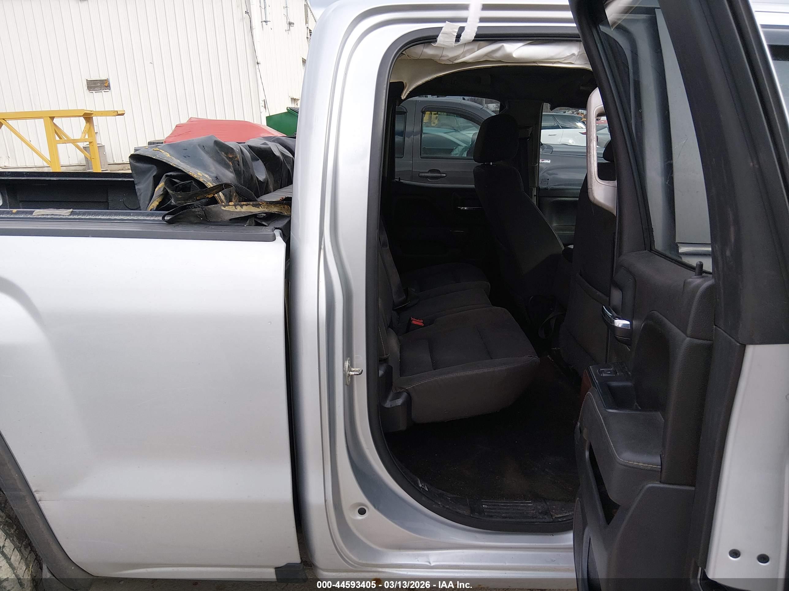 GMC SIERRA image 8