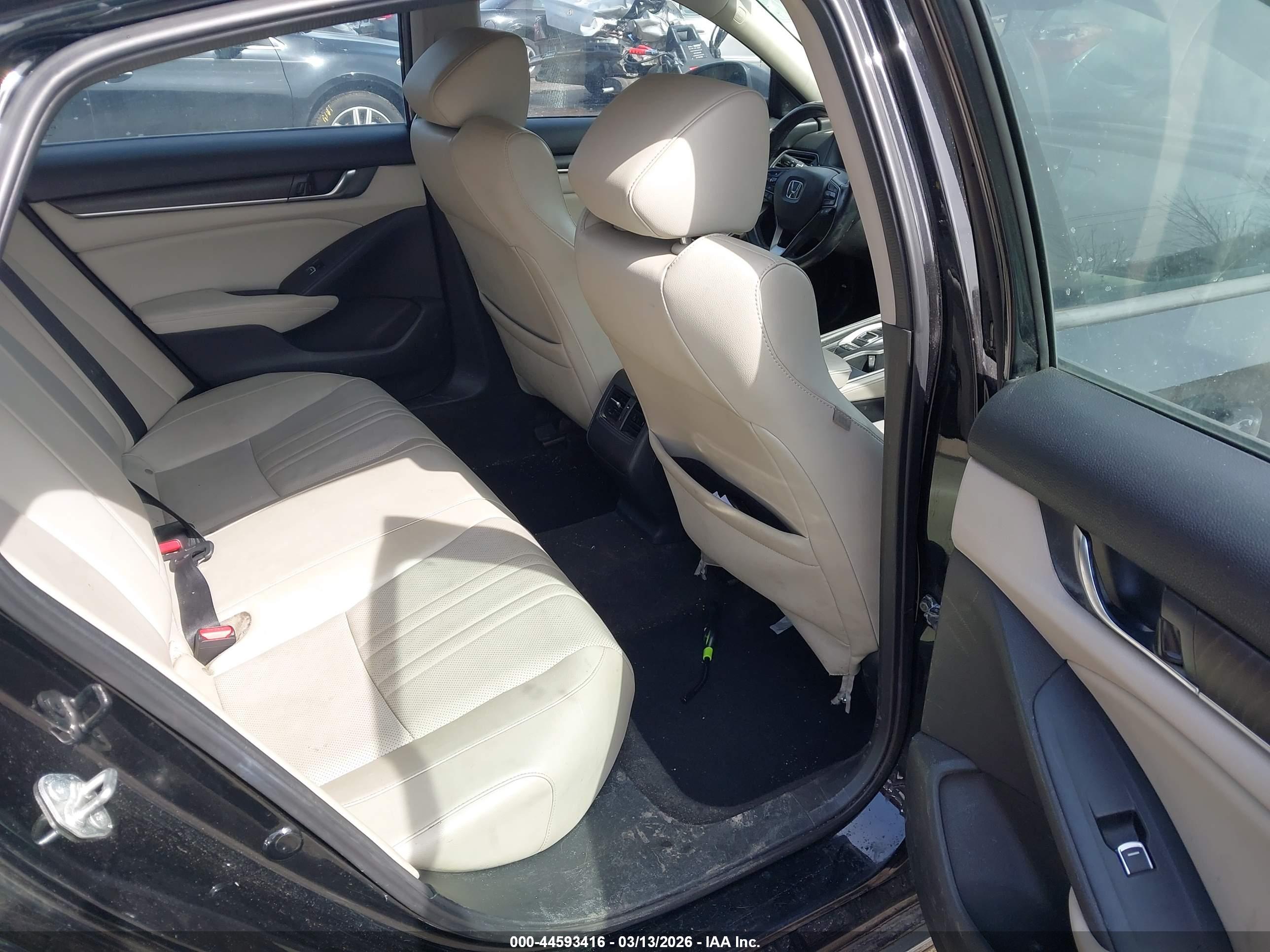HONDA ACCORD image 8