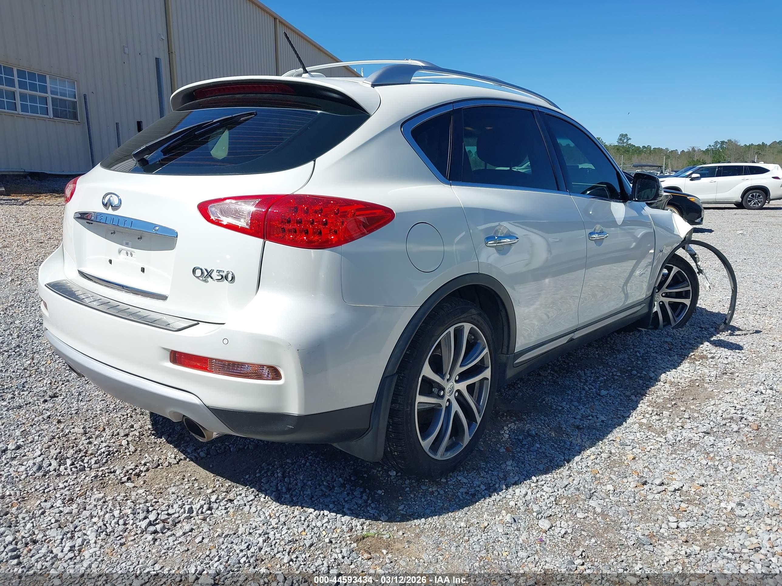 INFINITI QX50 image 4