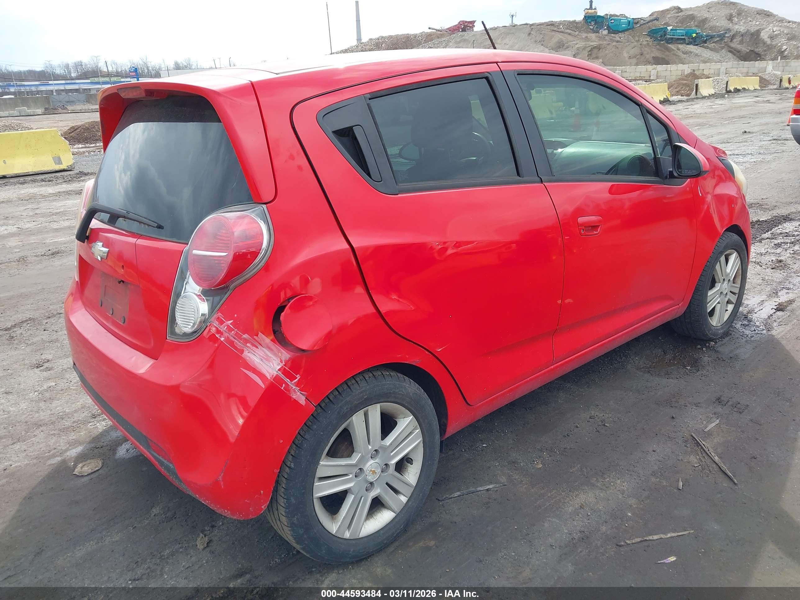 CHEVROLET SPARK image 4