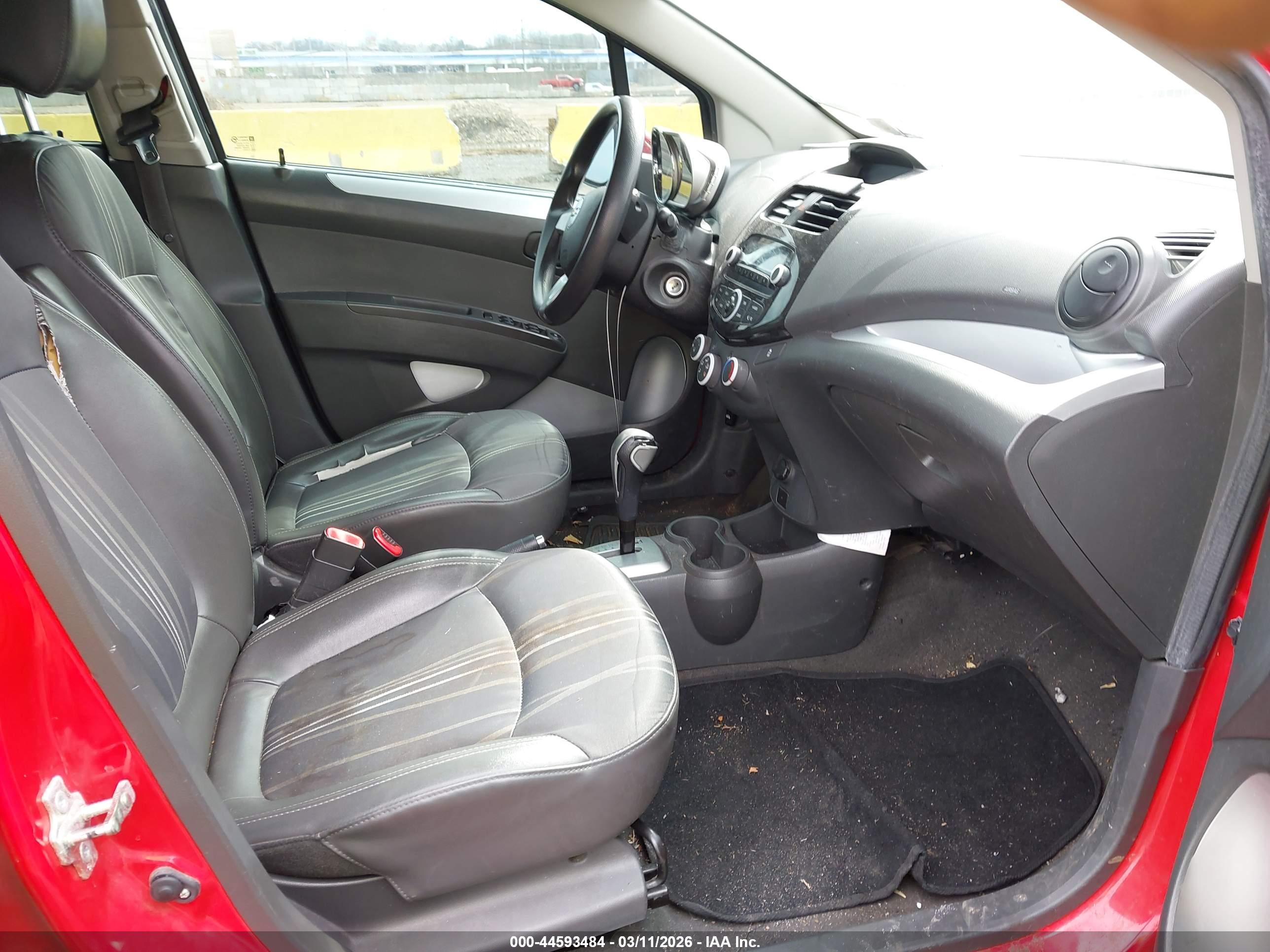 CHEVROLET SPARK image 5