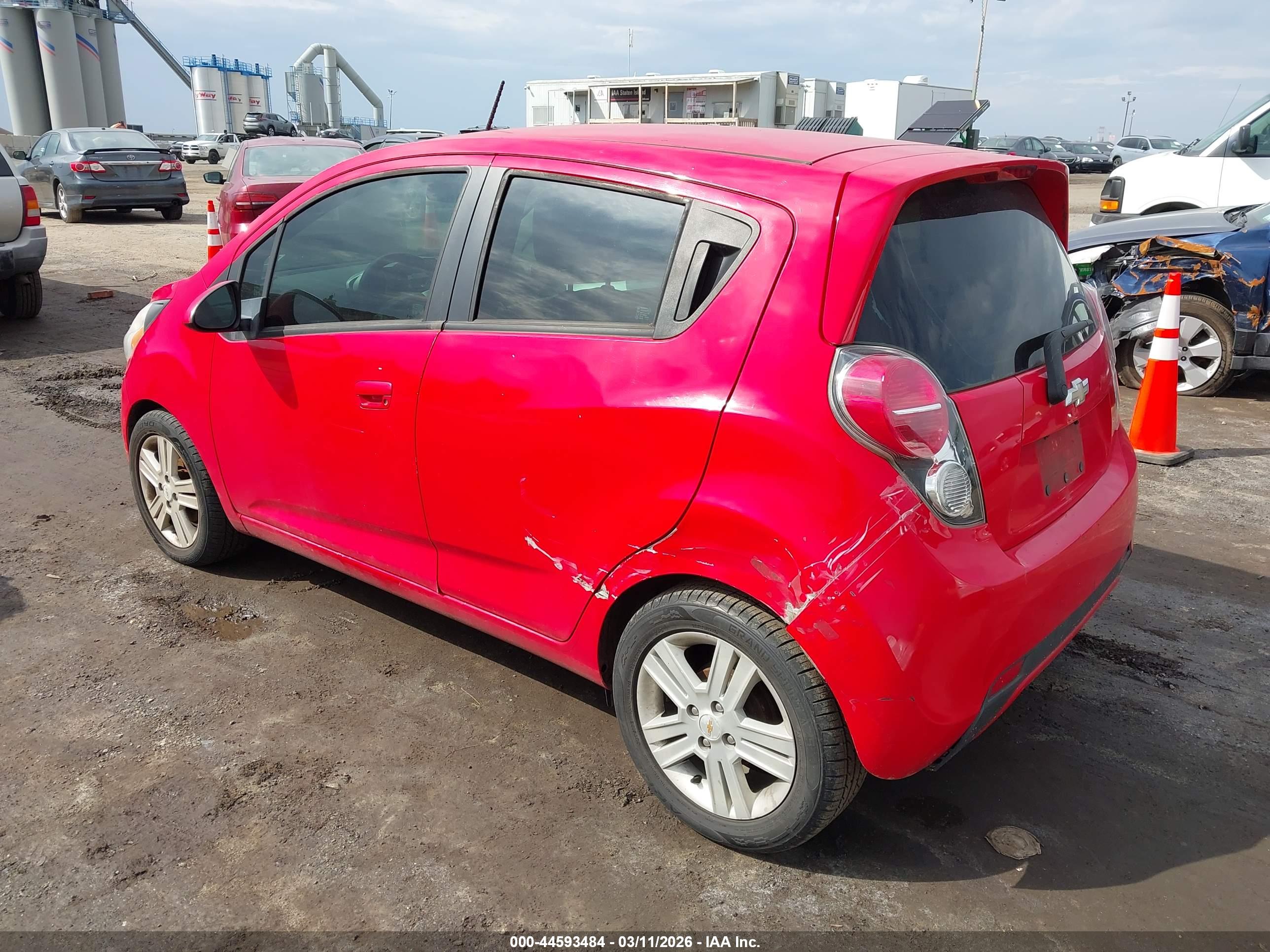 CHEVROLET SPARK image 6