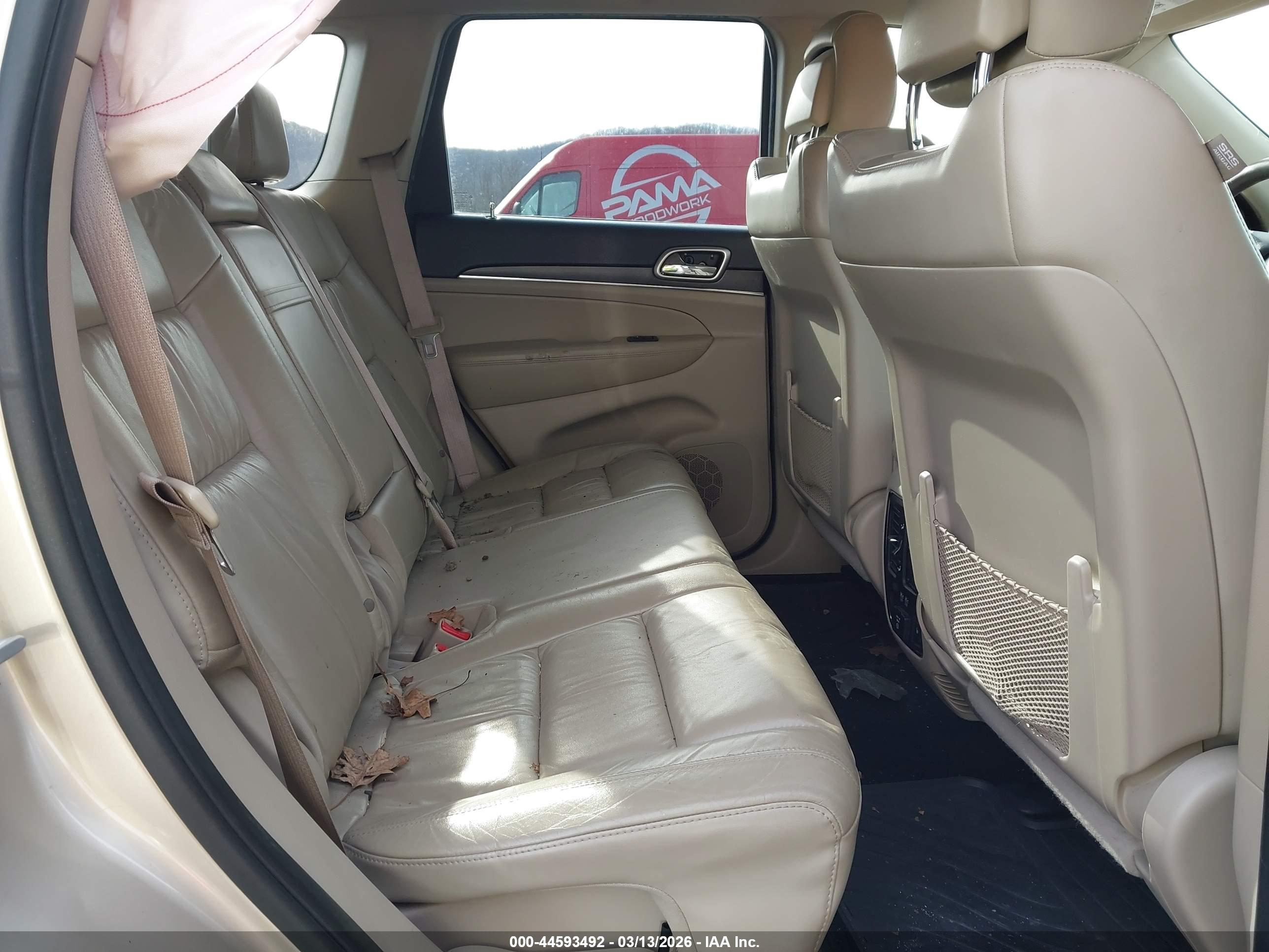 JEEP GRAND image 8