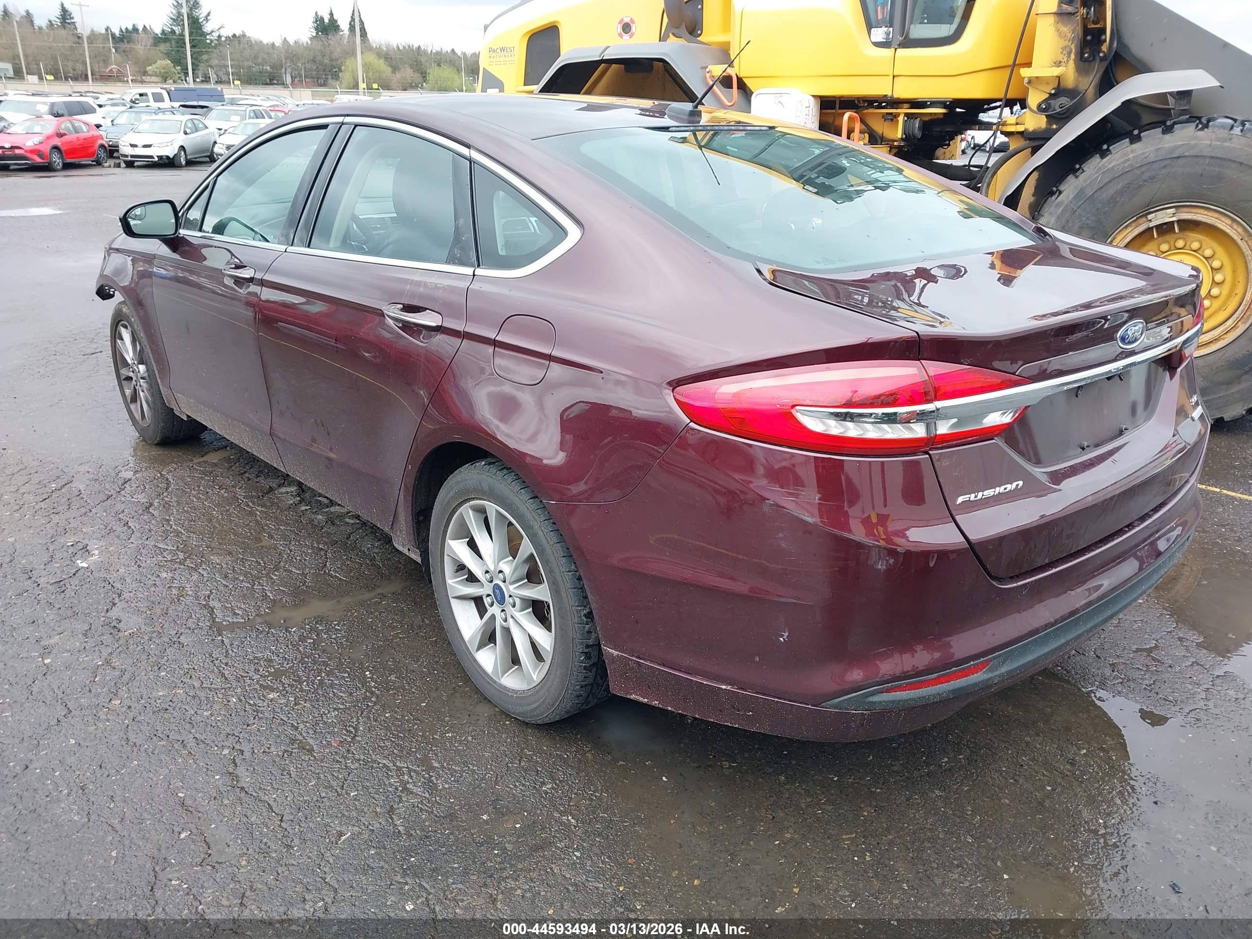 FORD FUSION image 3