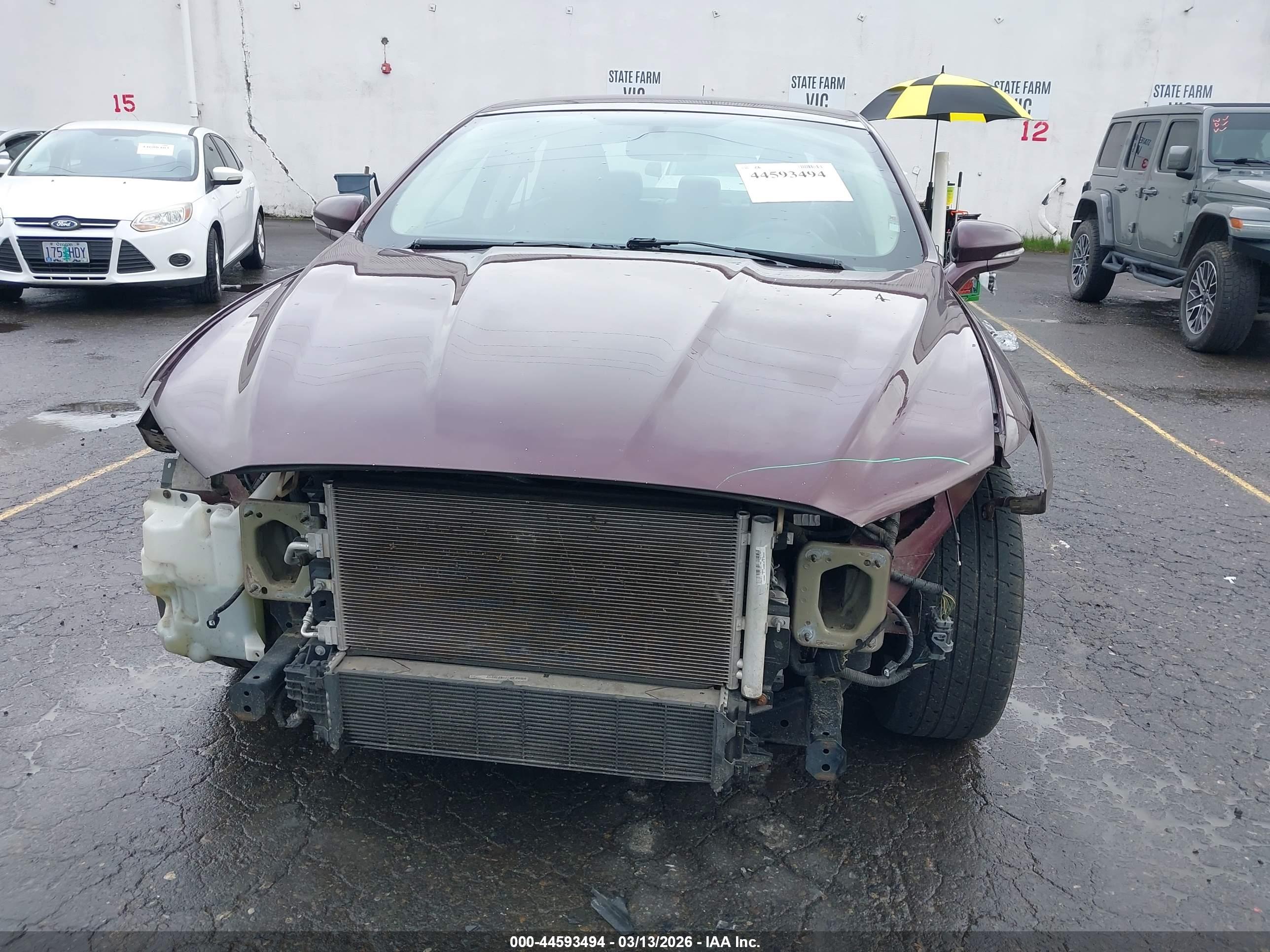 FORD FUSION image 6
