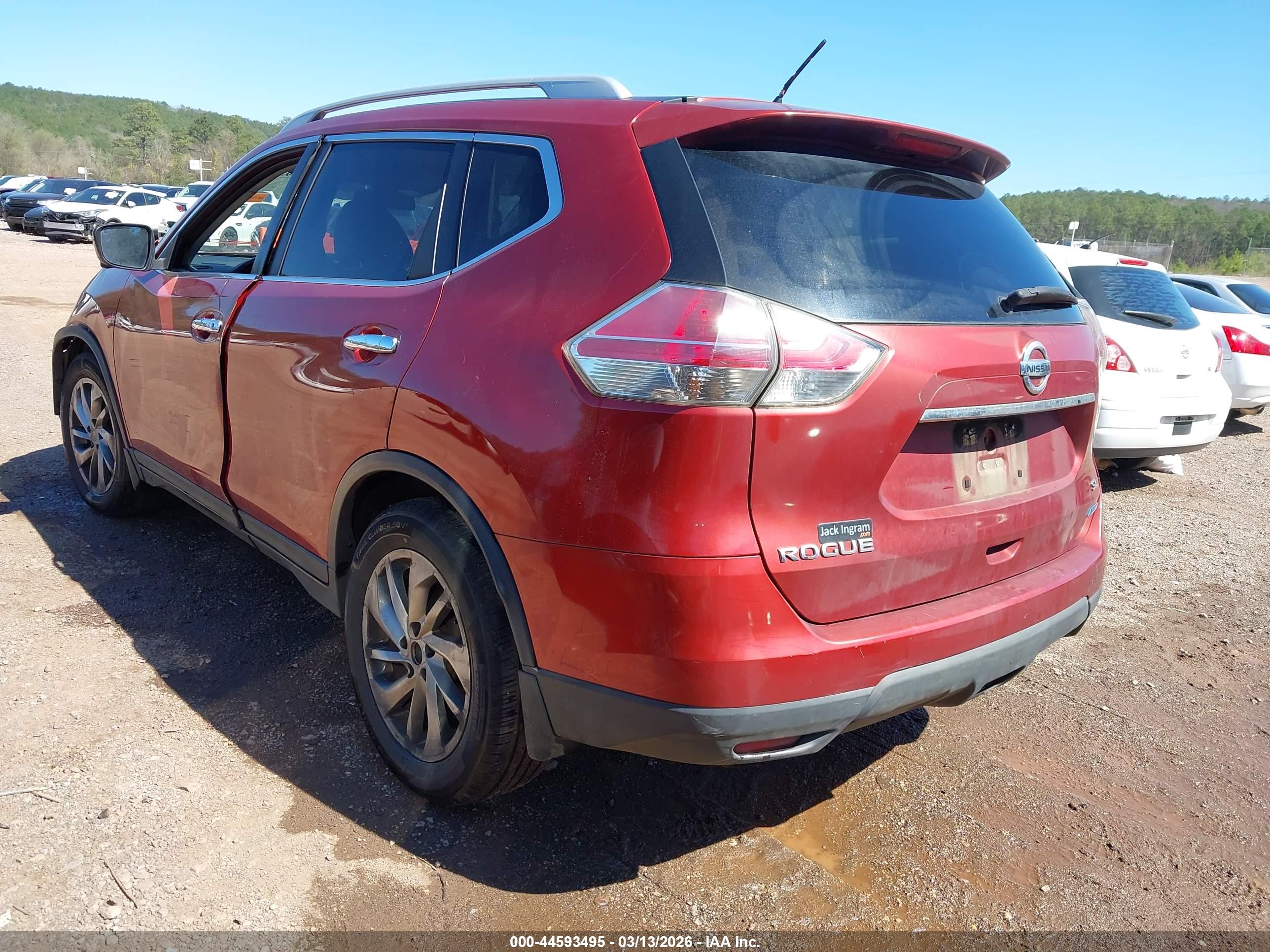 NISSAN ROGUE image 3