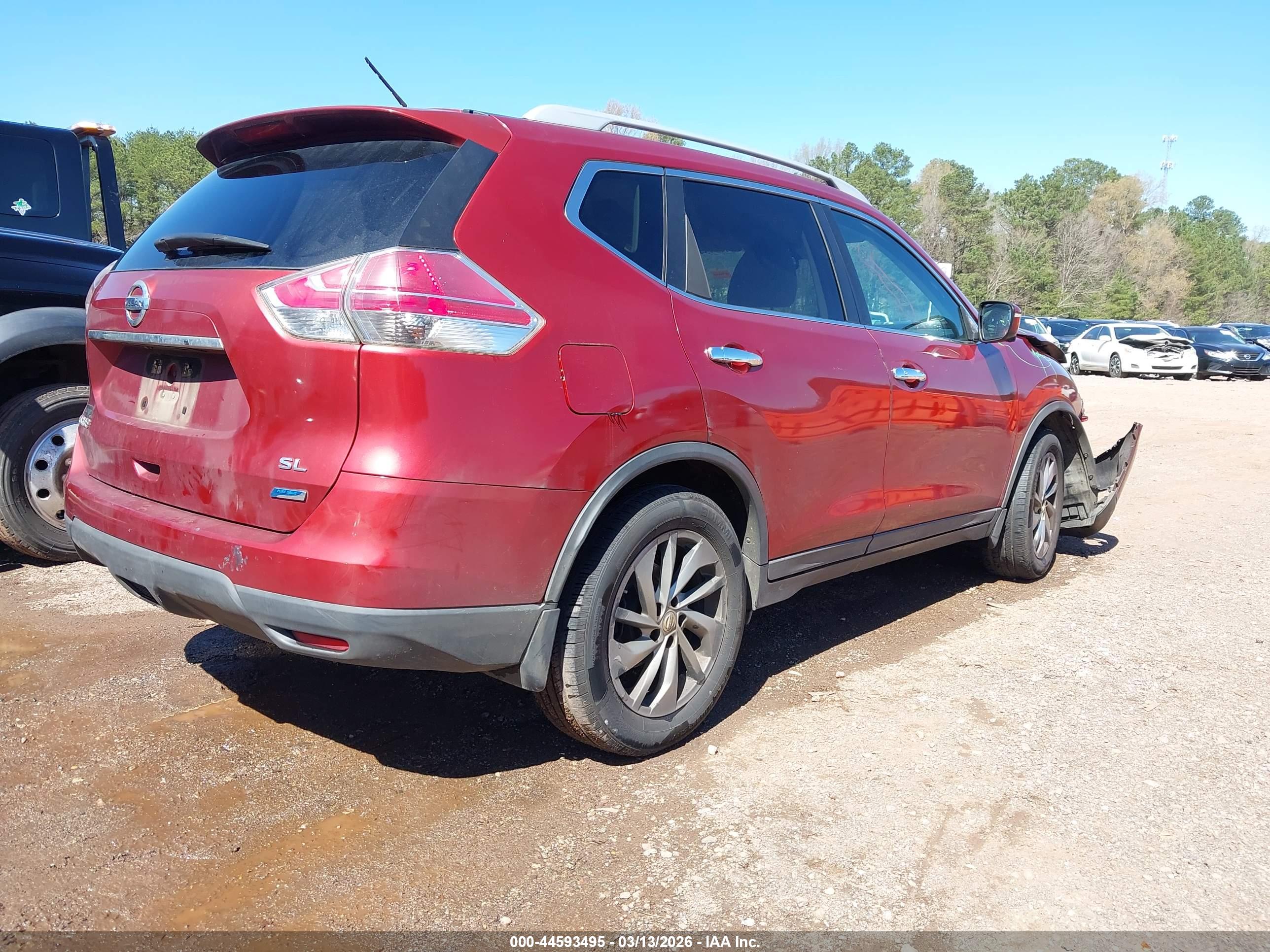 NISSAN ROGUE image 4