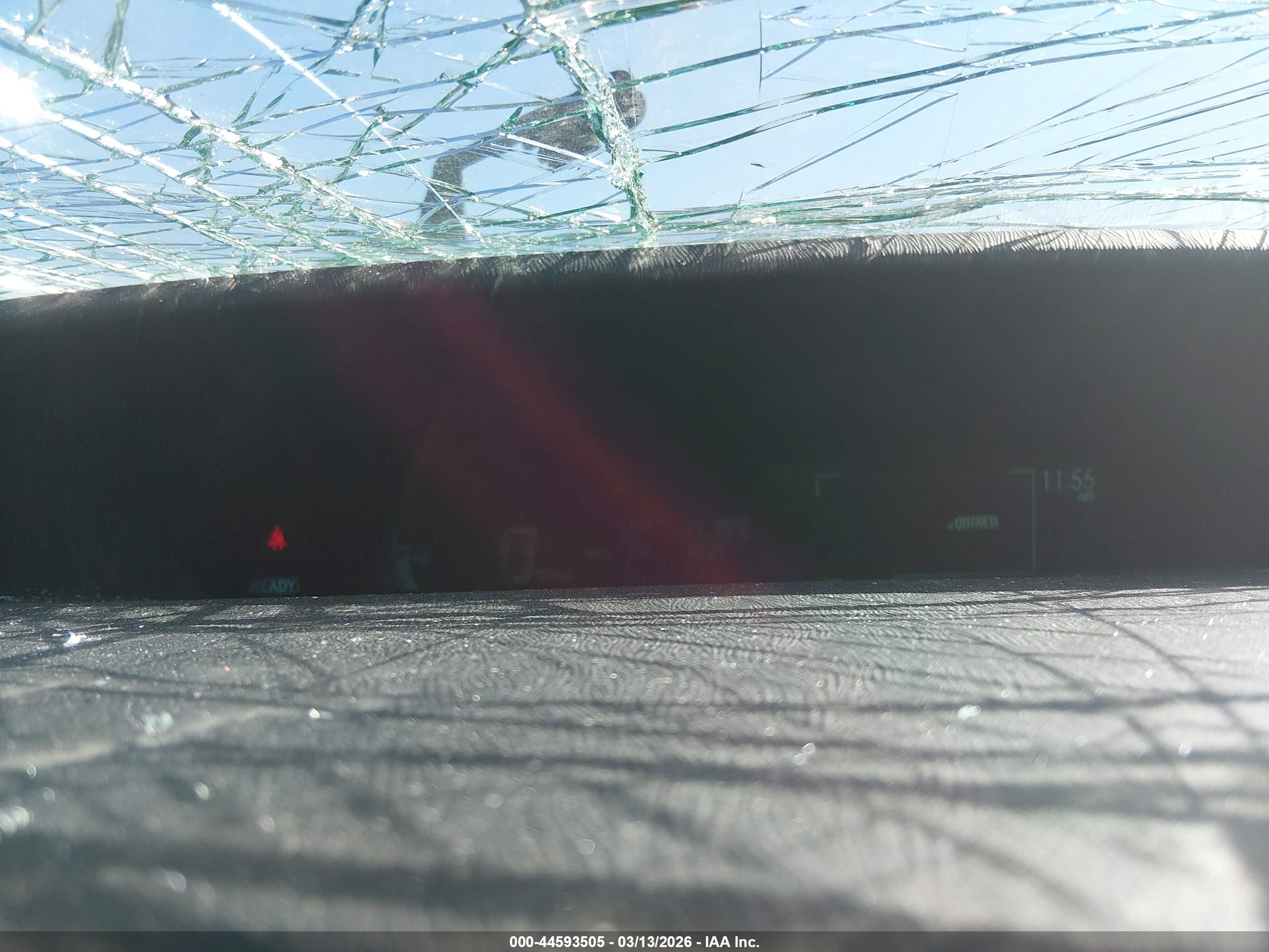 TOYOTA PRIUS image 7