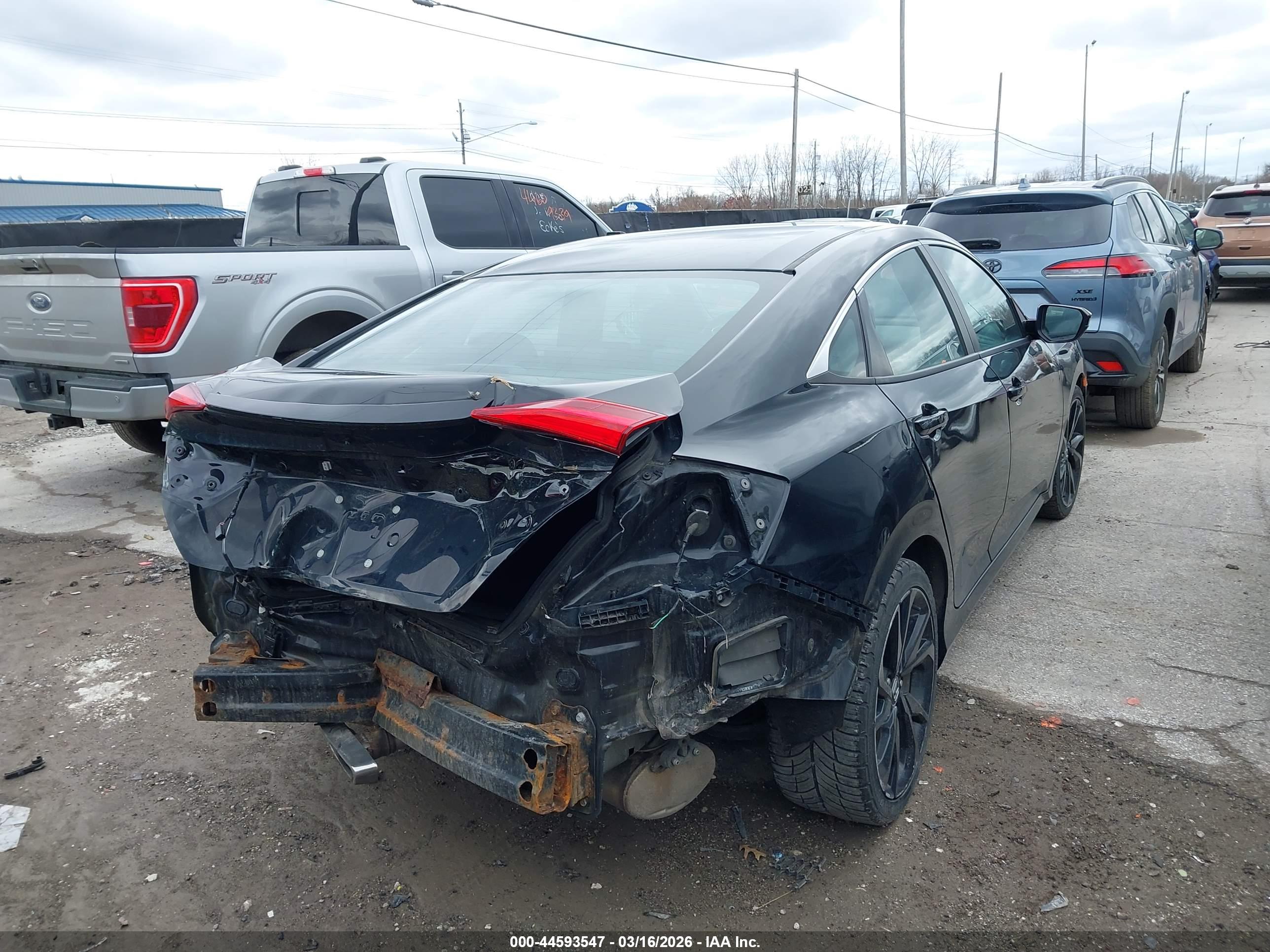 HONDA CIVIC image 4