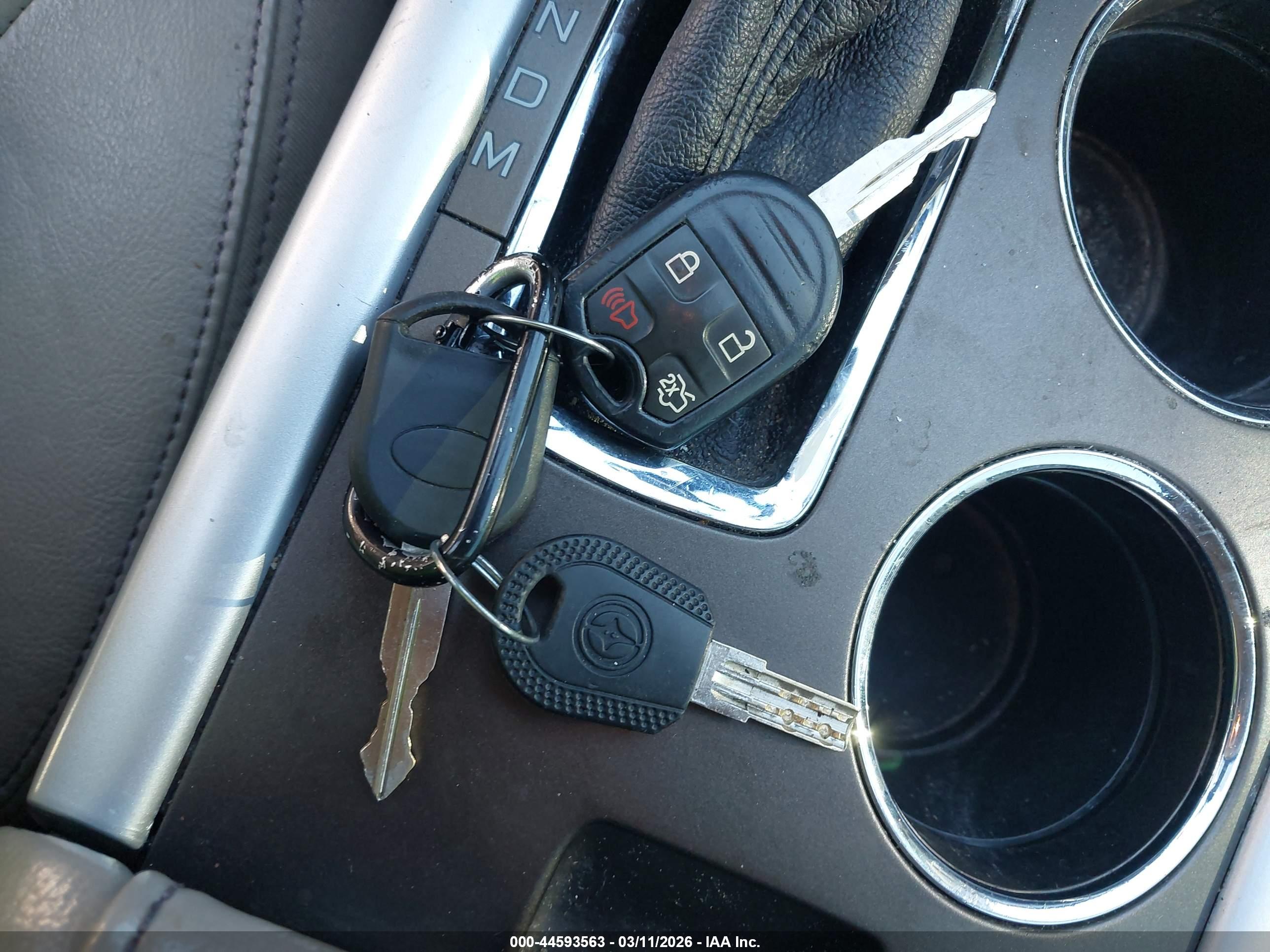 FORD EDGE image 11