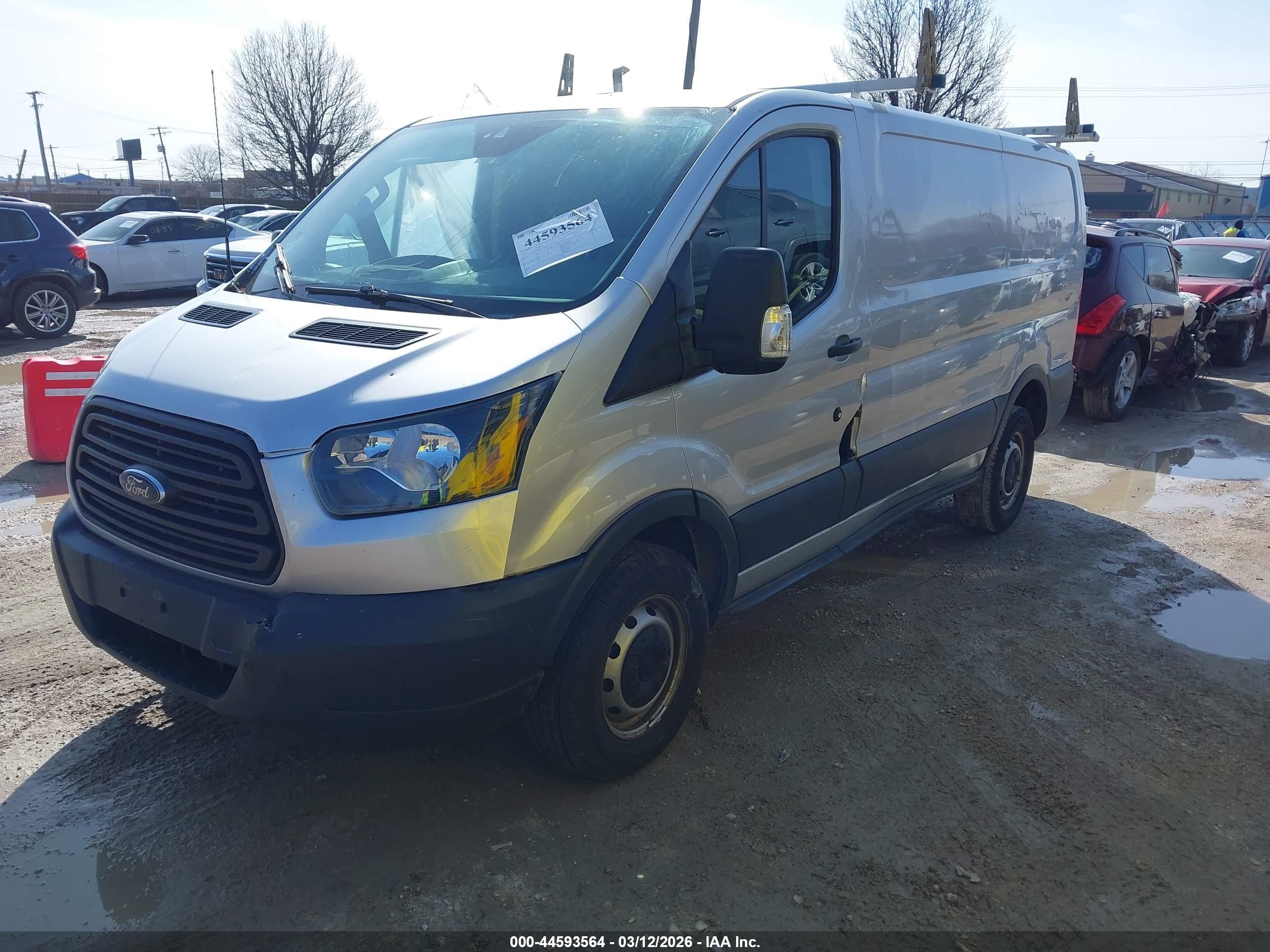 FORD TRANSIT-250 image 2