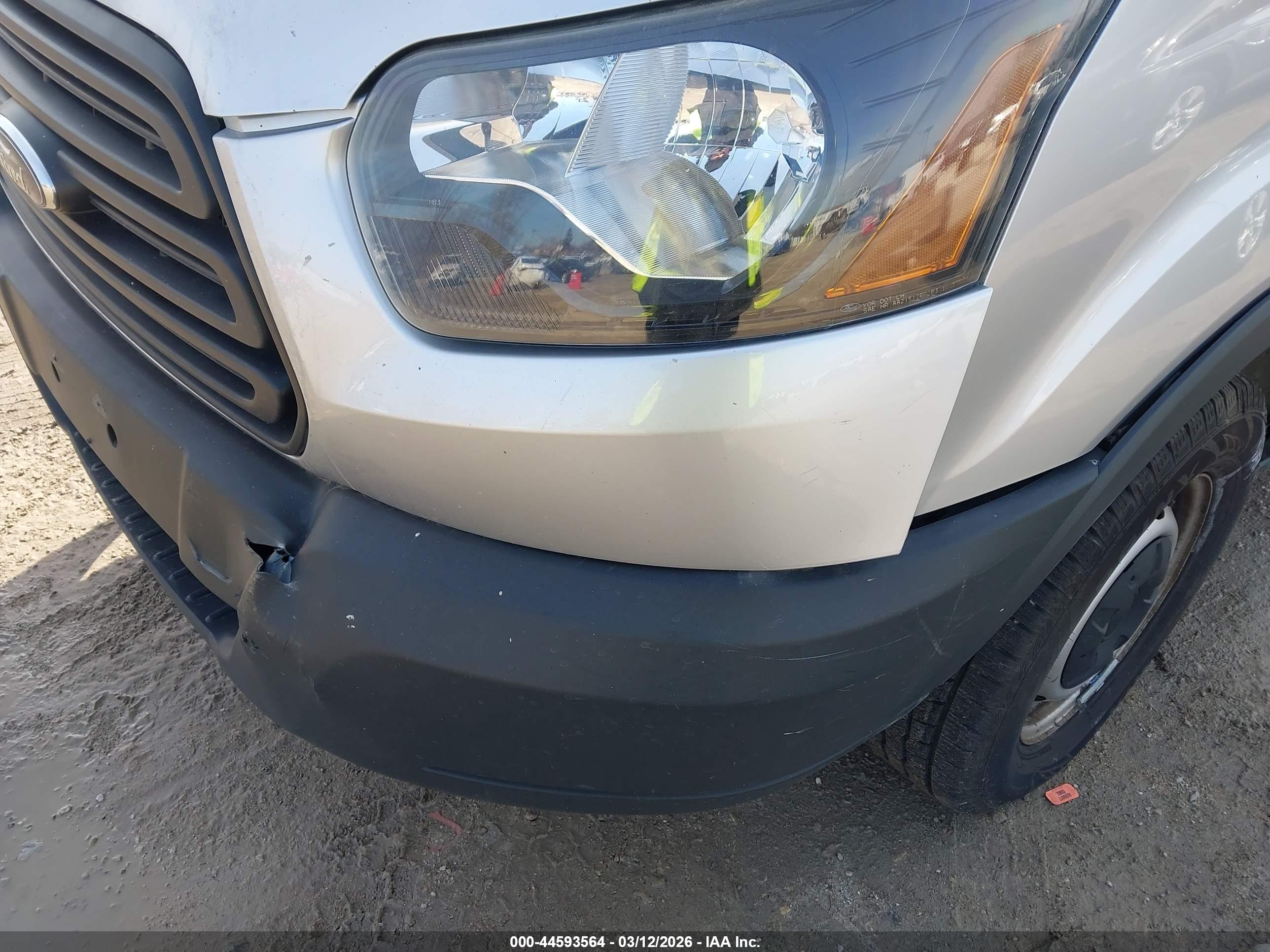 FORD TRANSIT-250 image 6