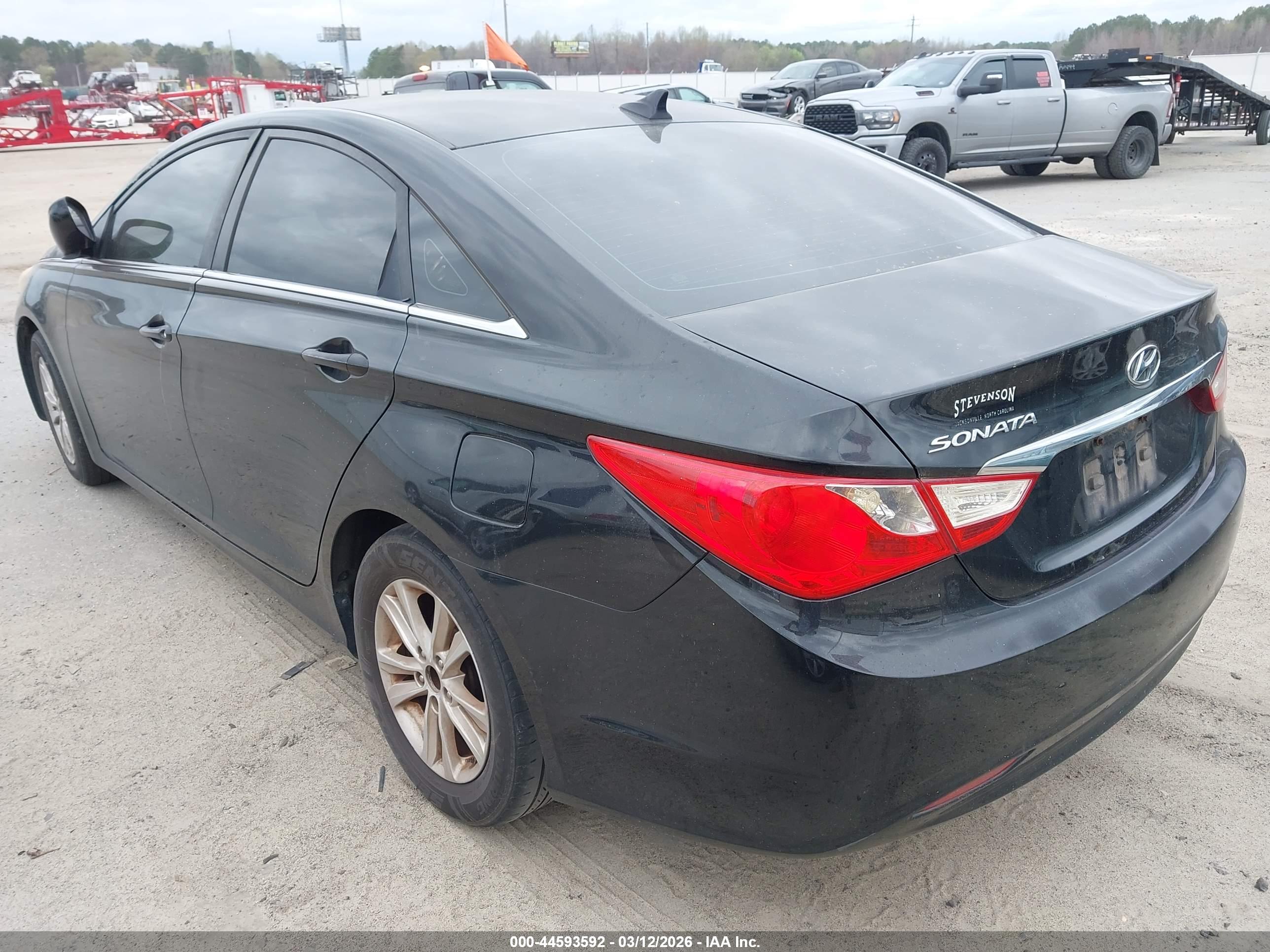 HYUNDAI SONATA image 3