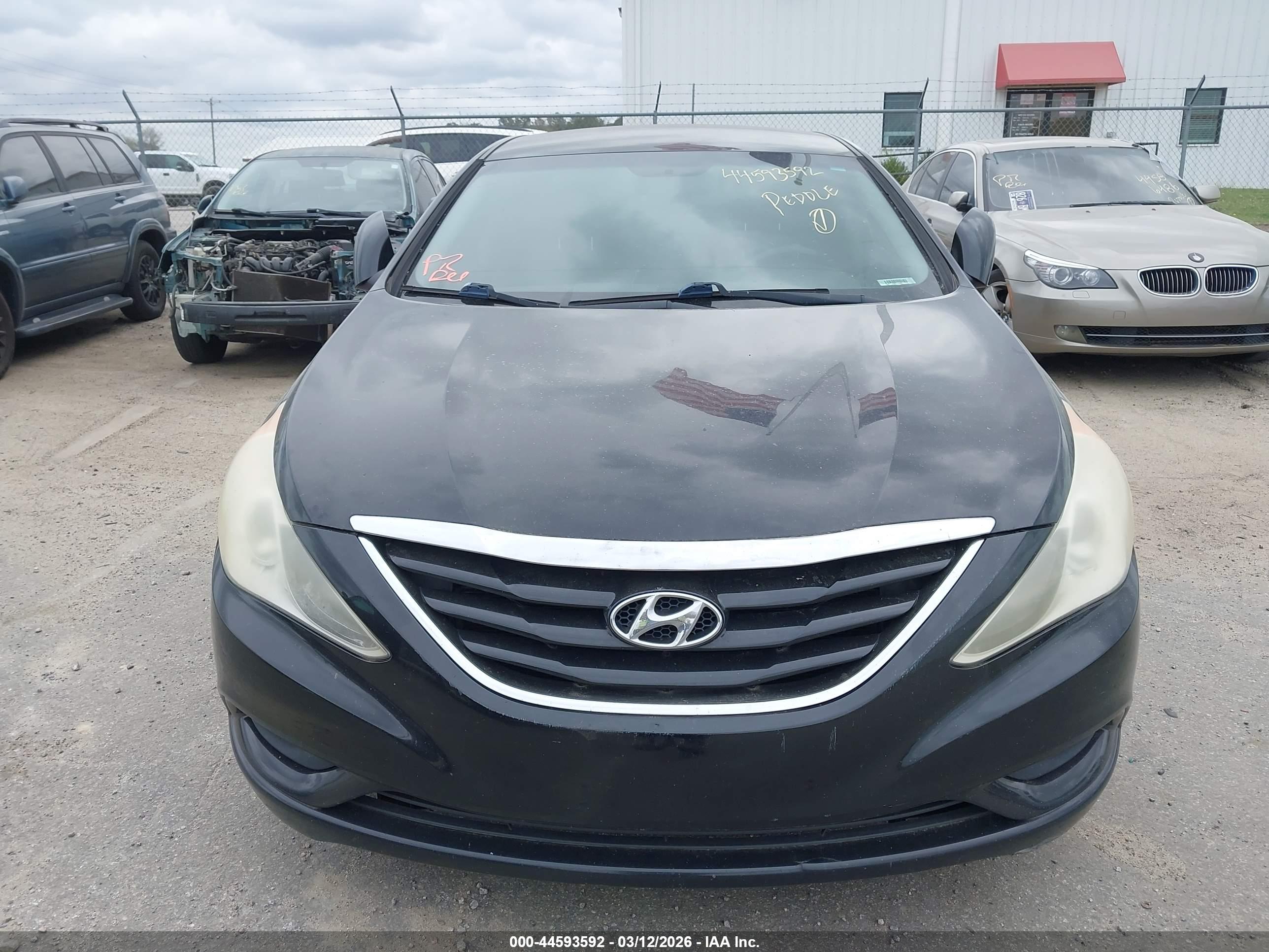 HYUNDAI SONATA image 6
