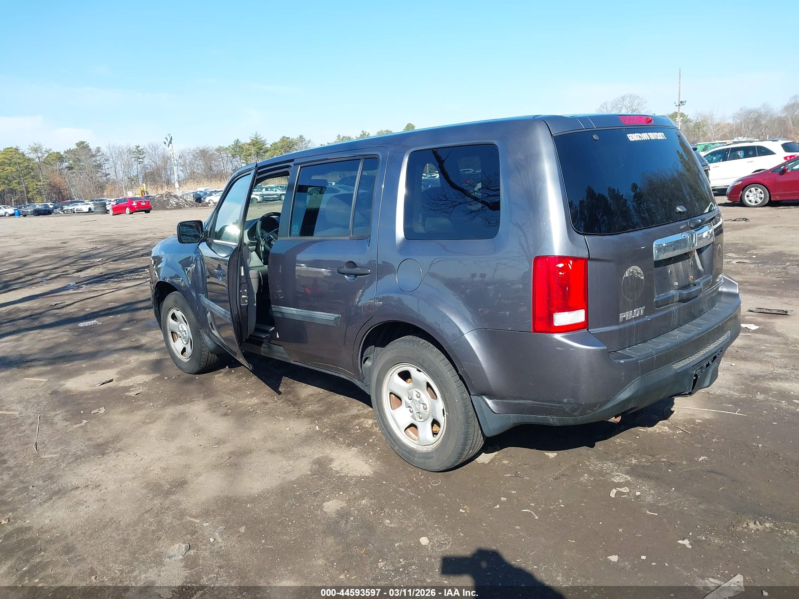 HONDA PILOT image 3