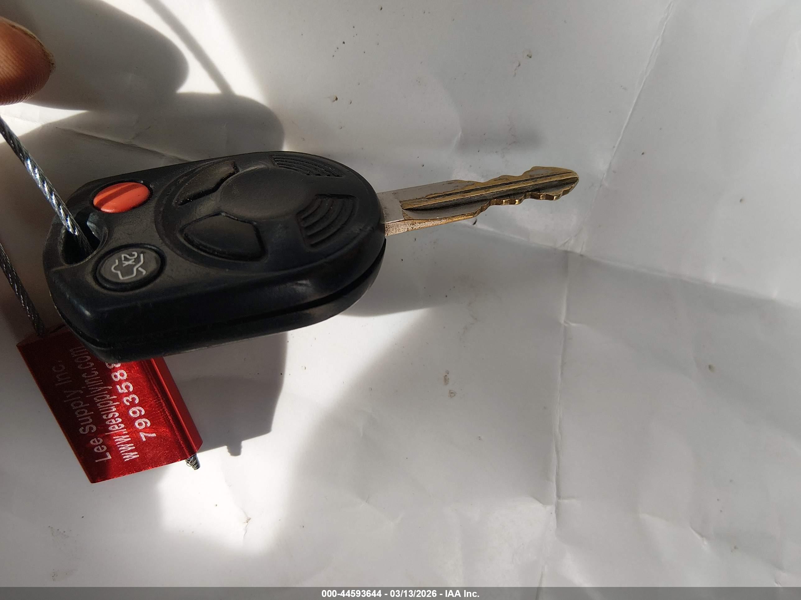 FORD ESCAPE image 11