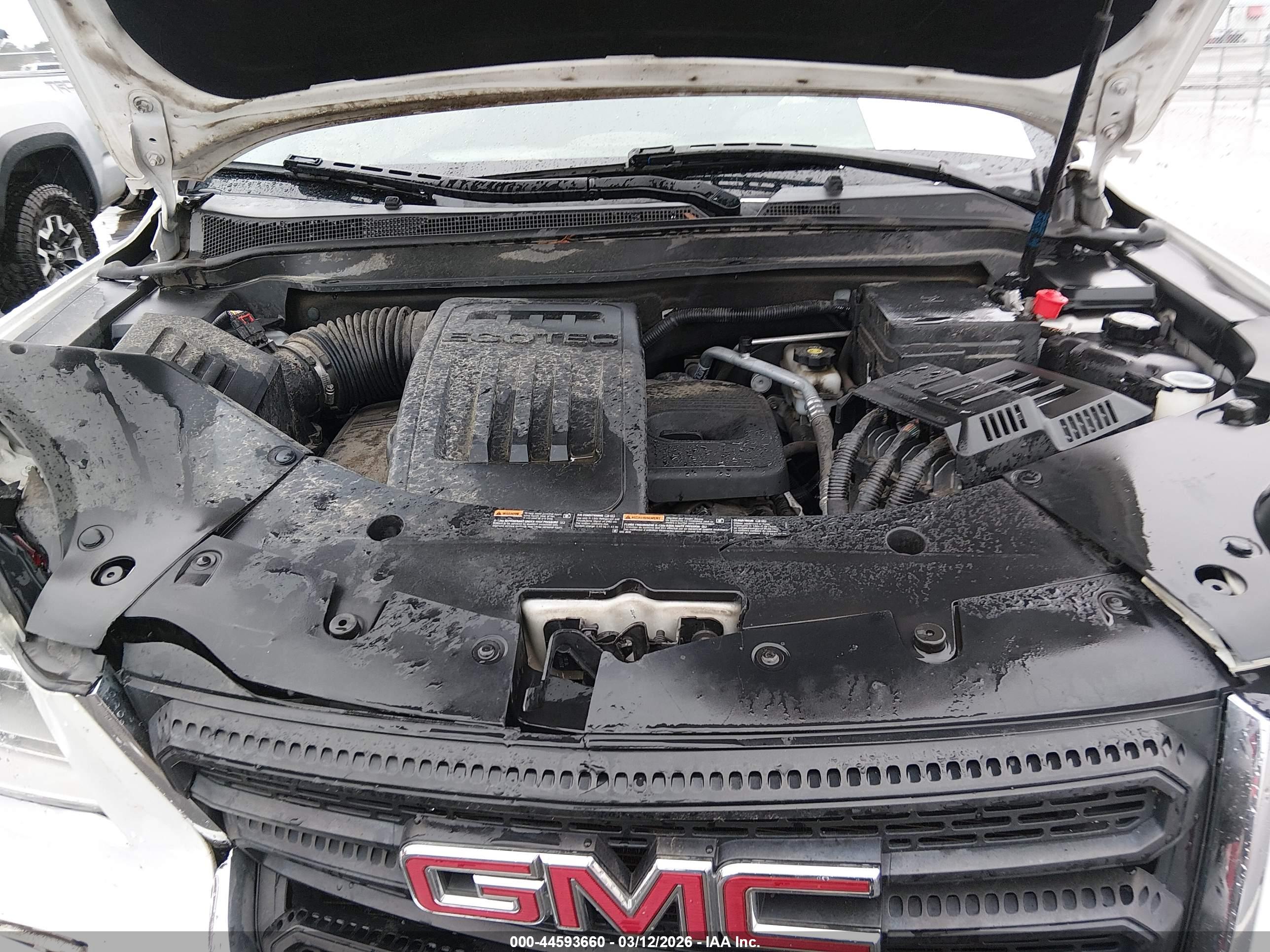 GMC TERRAIN image 10