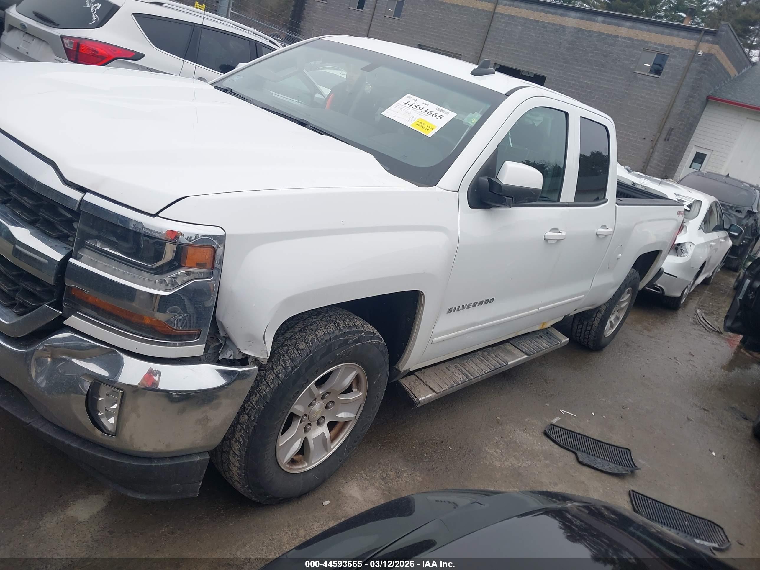 CHEVROLET SILVERADO image 2