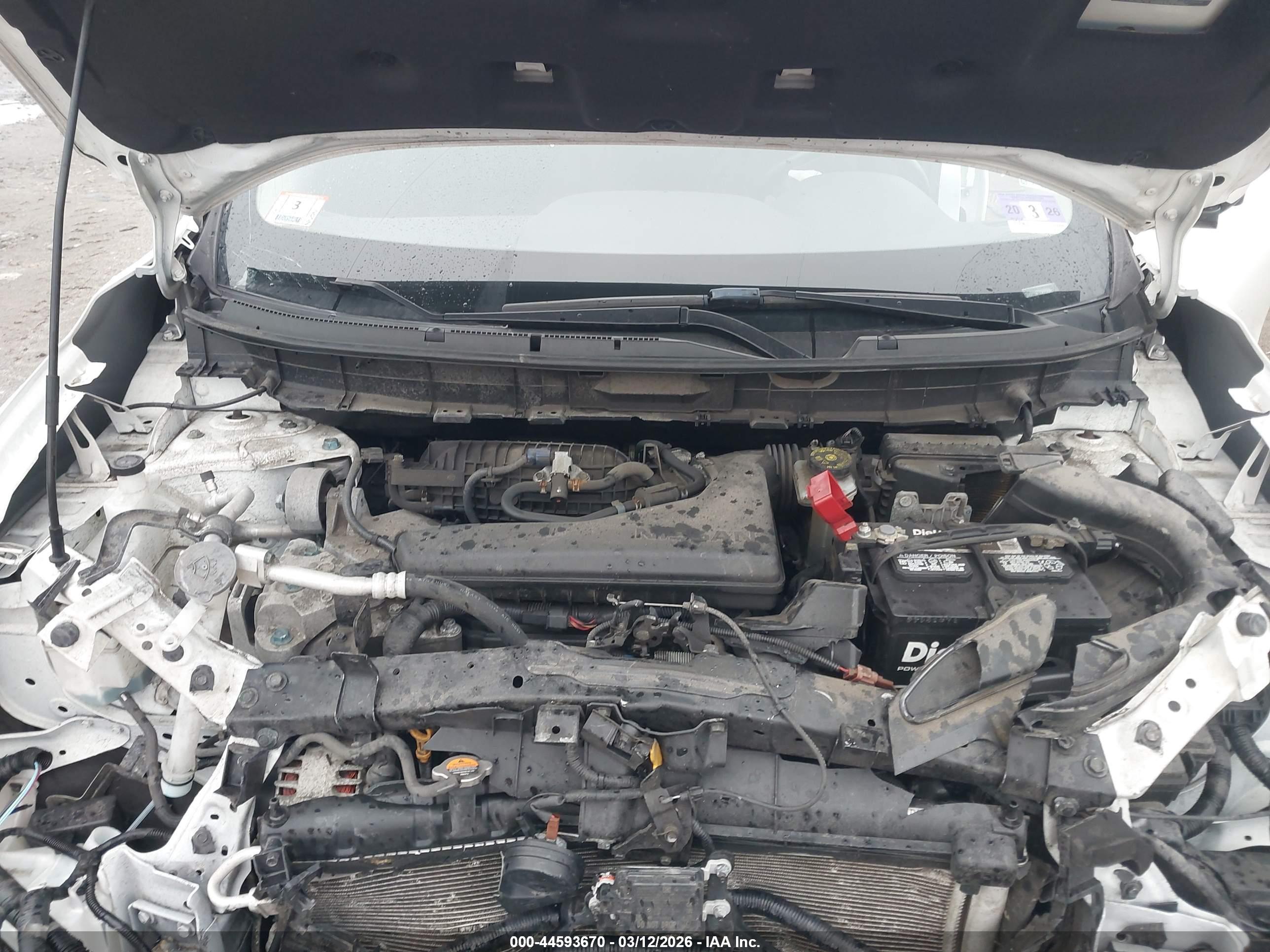 NISSAN ROGUE image 10