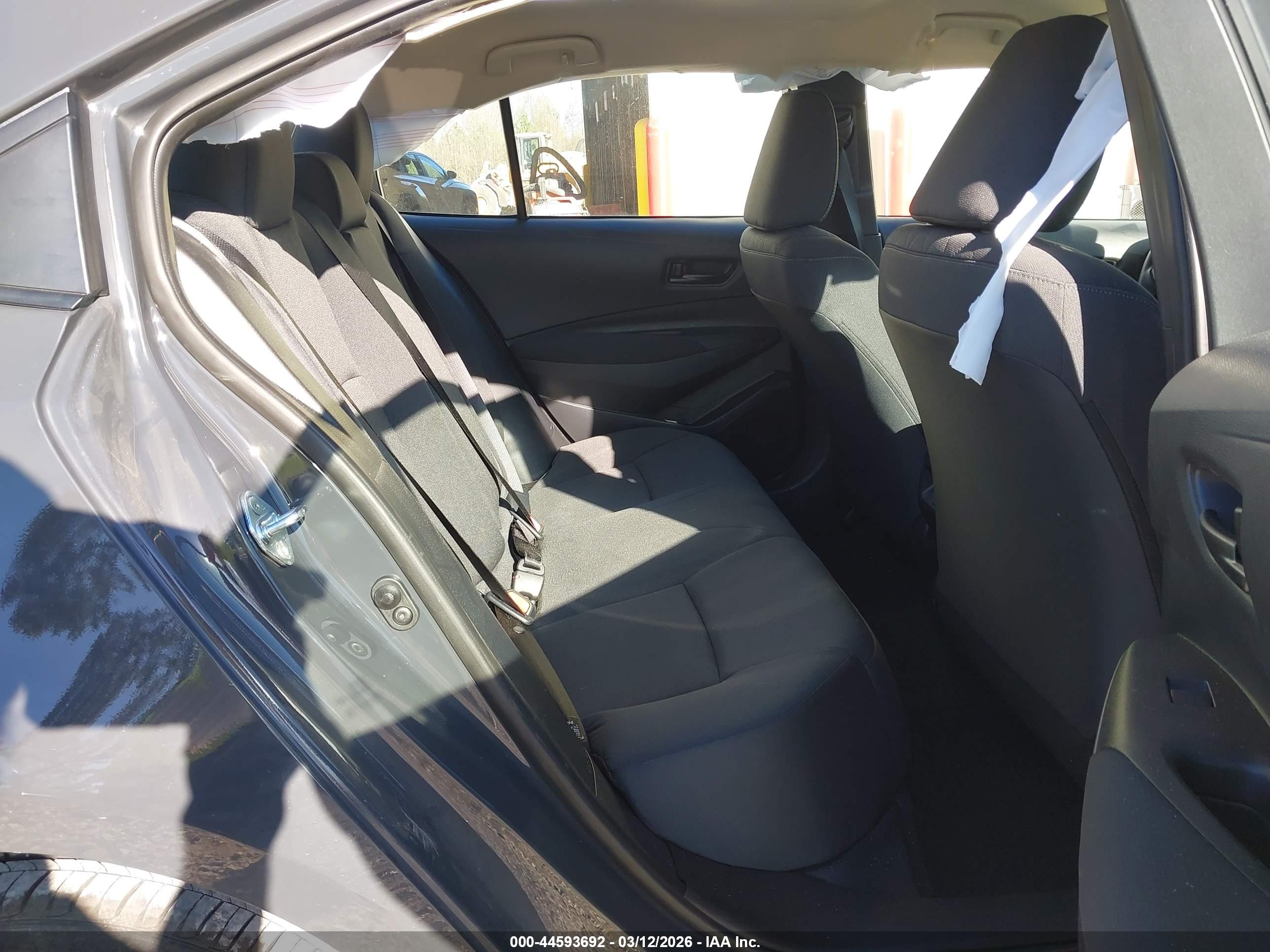 TOYOTA COROLLA image 8