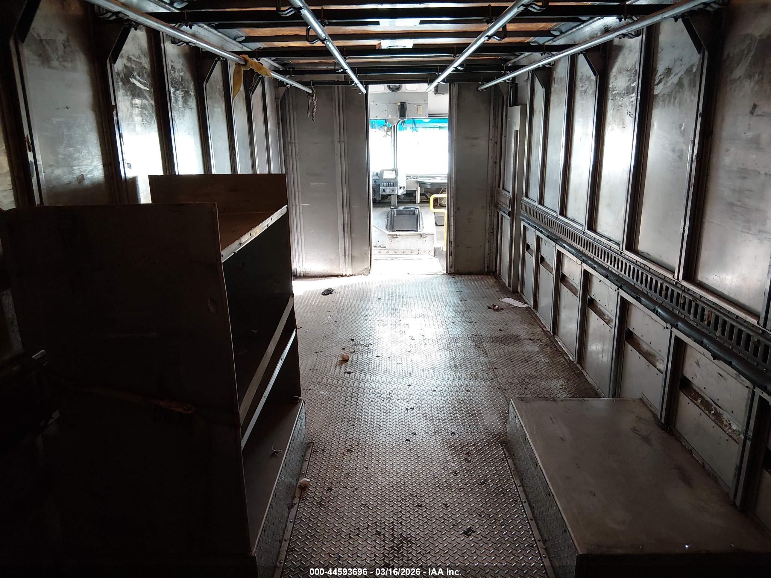 FREIGHTLINER CHASSIS image 7