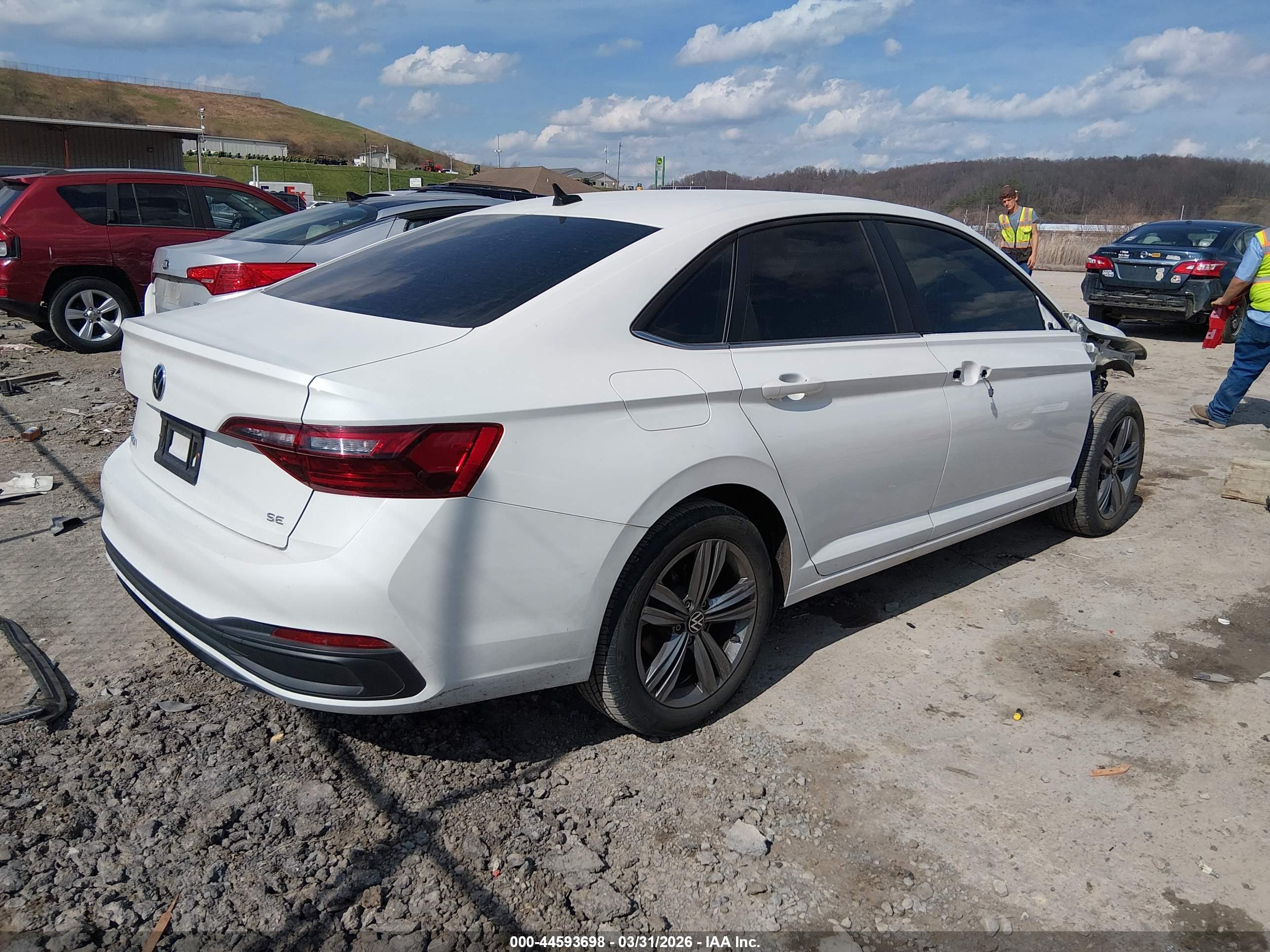 VOLKSWAGEN JETTA image 4