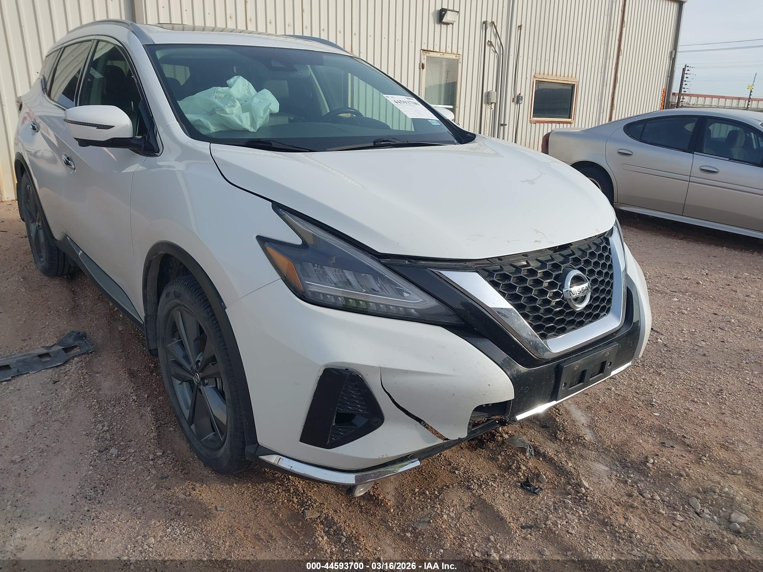 NISSAN MURANO image 6
