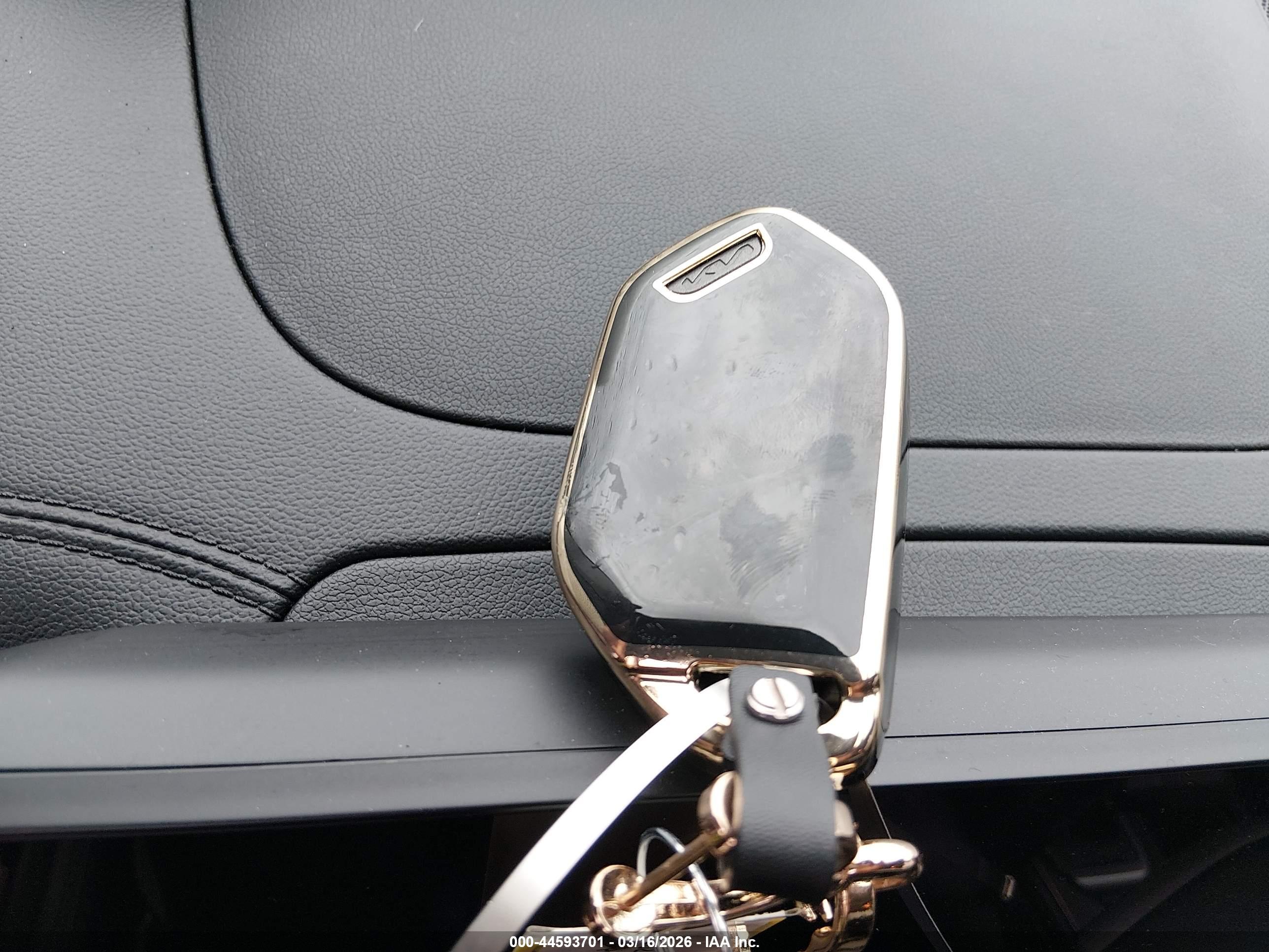 KIA SORENTO image 11