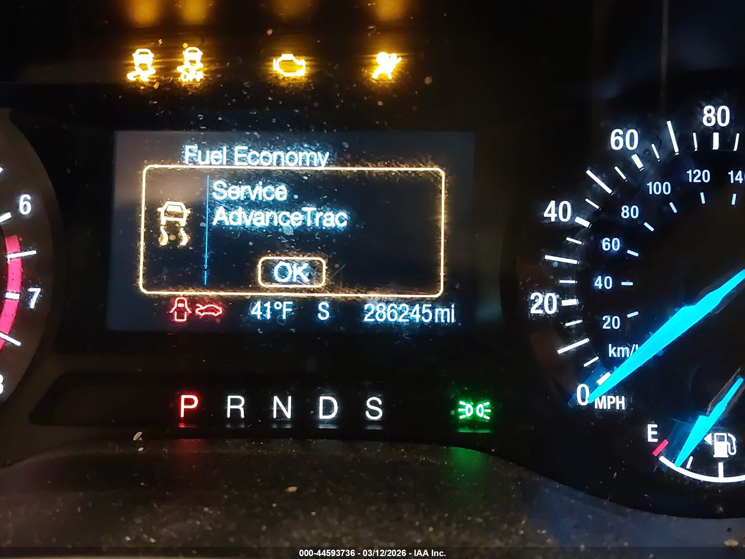 FORD FUSION image 7