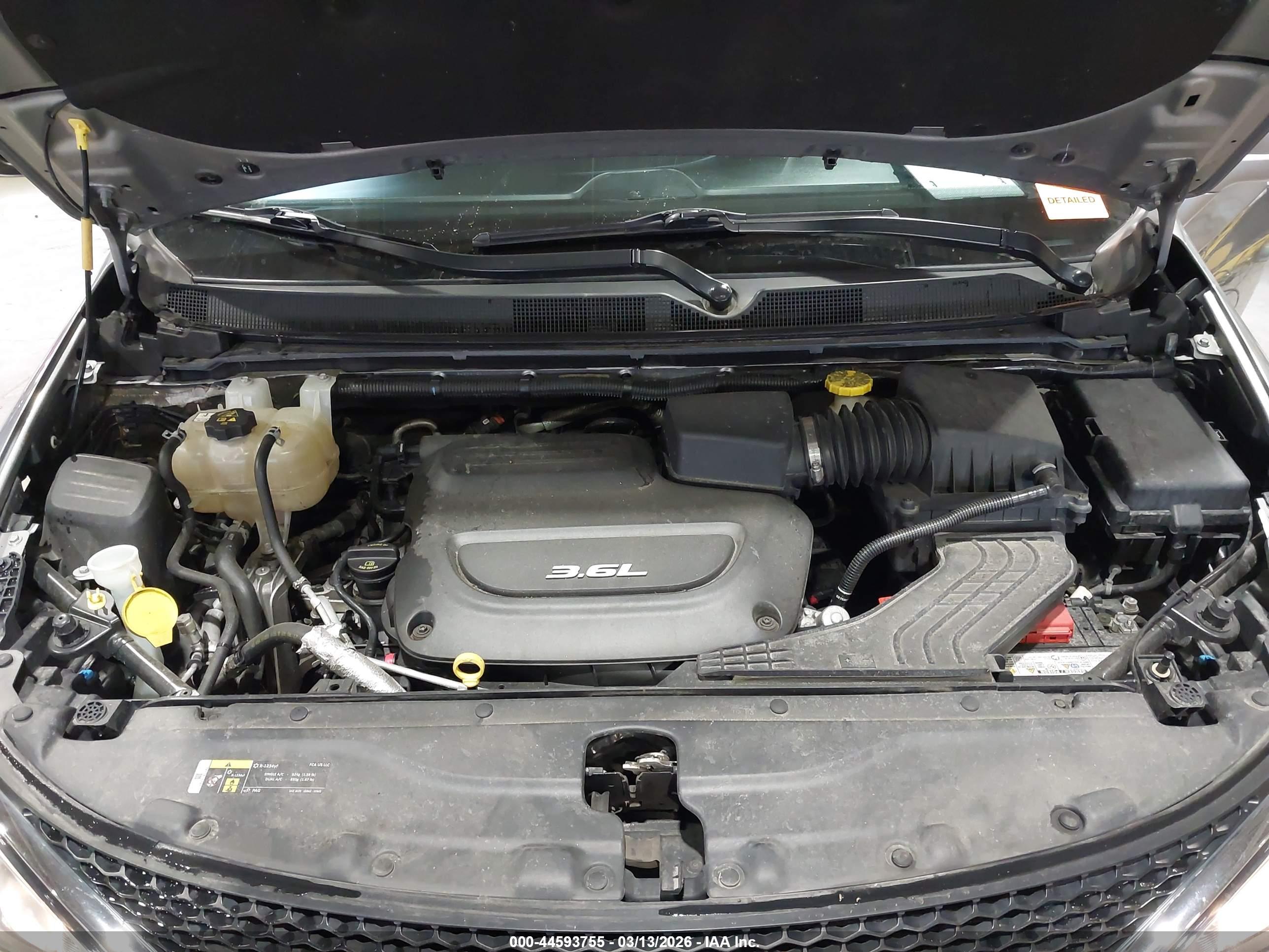 CHRYSLER PACIFICA image 10